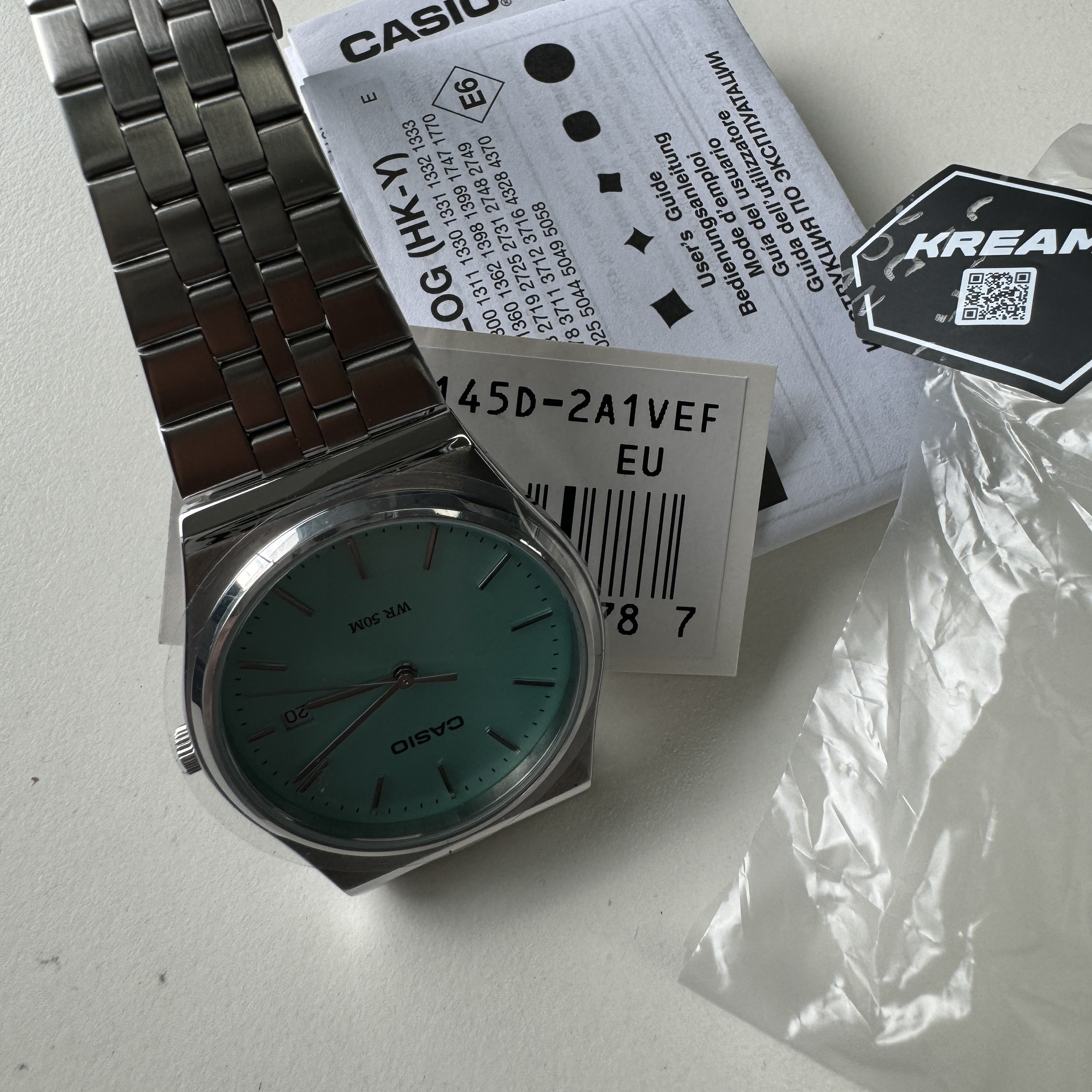 Casio MTP-B145D-2A1V 착용 스타일