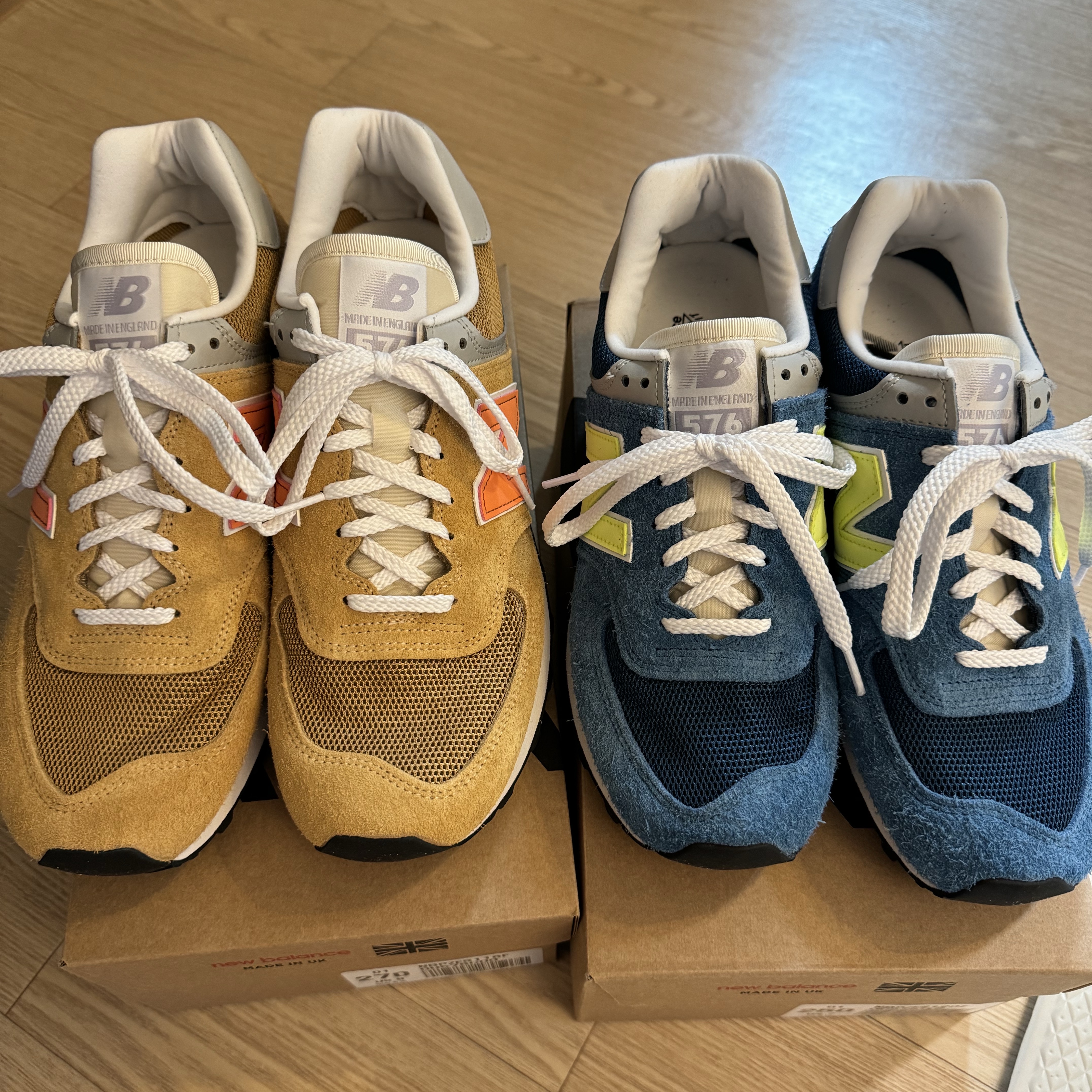 New Balance 576 Made in UK Latte 착용 스타일 - 3
