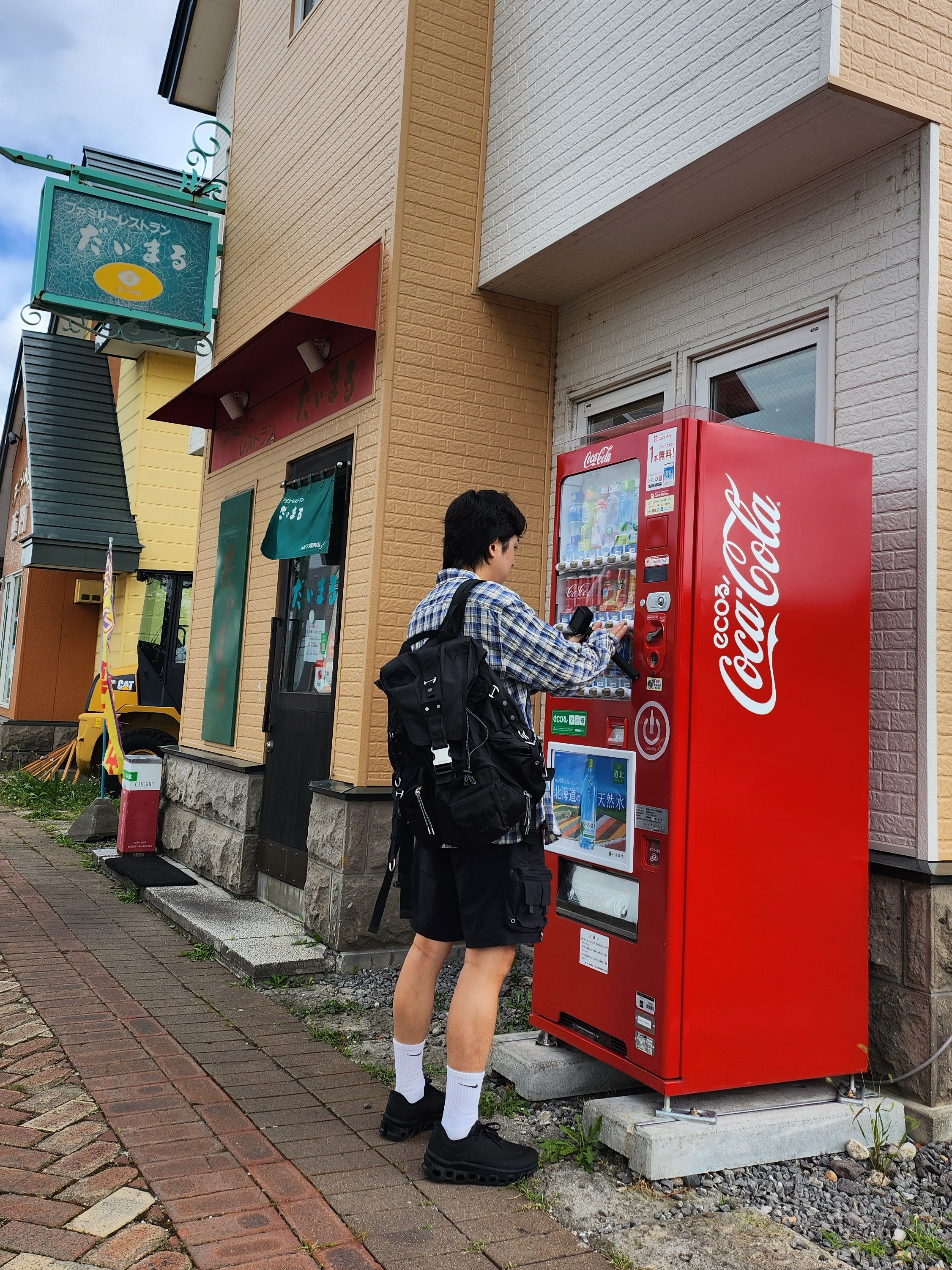 Nike ACG Cargo Shorts Black - Asia, [KREAM 단독] ADSB Andersson Bell Unisex Technical Small Berlin Backpack Black 착용 스타일