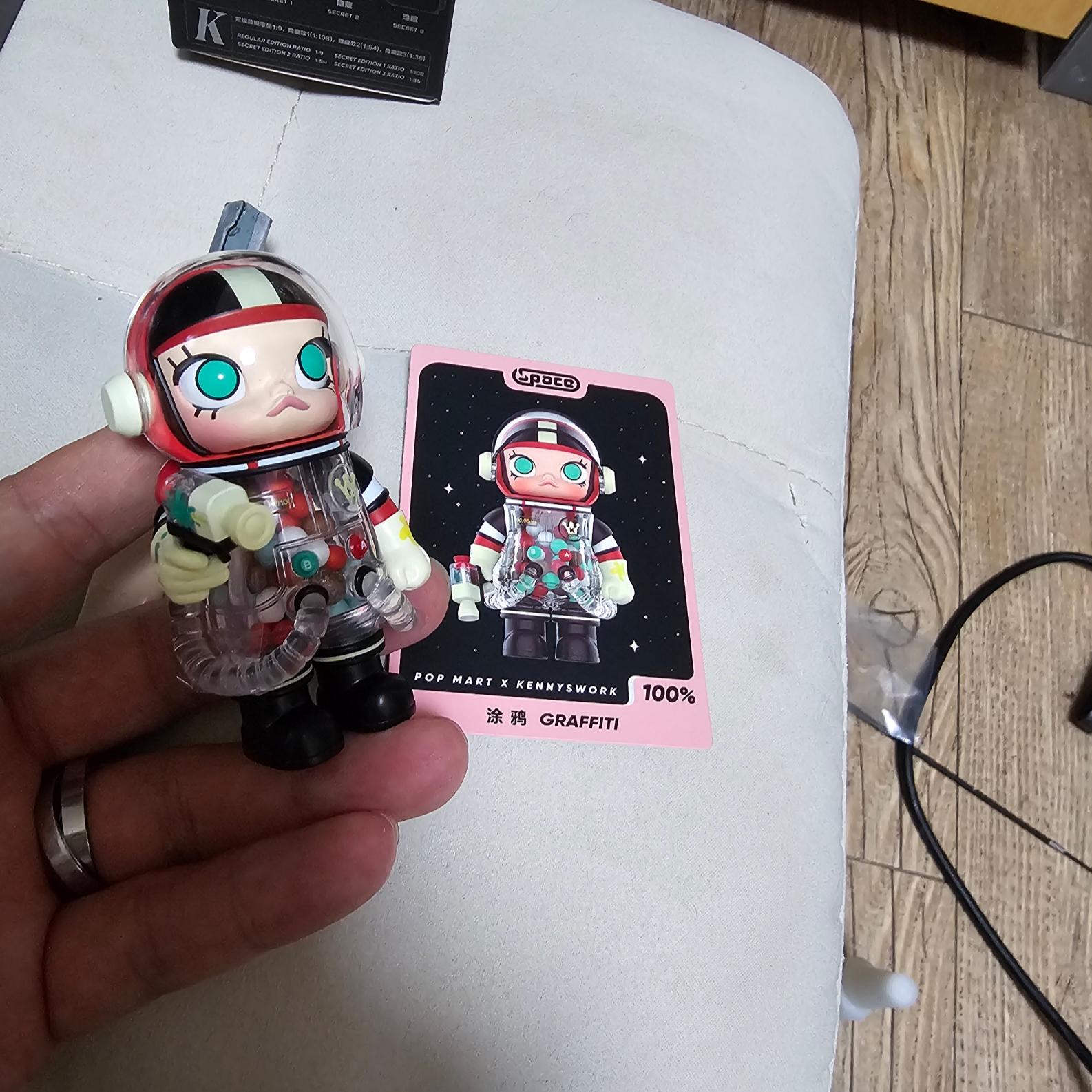 Pop Mart Mega Space Molly Series 3 Sealed Case 100% (9 Blind Boxes) 착용 스타일 - 3