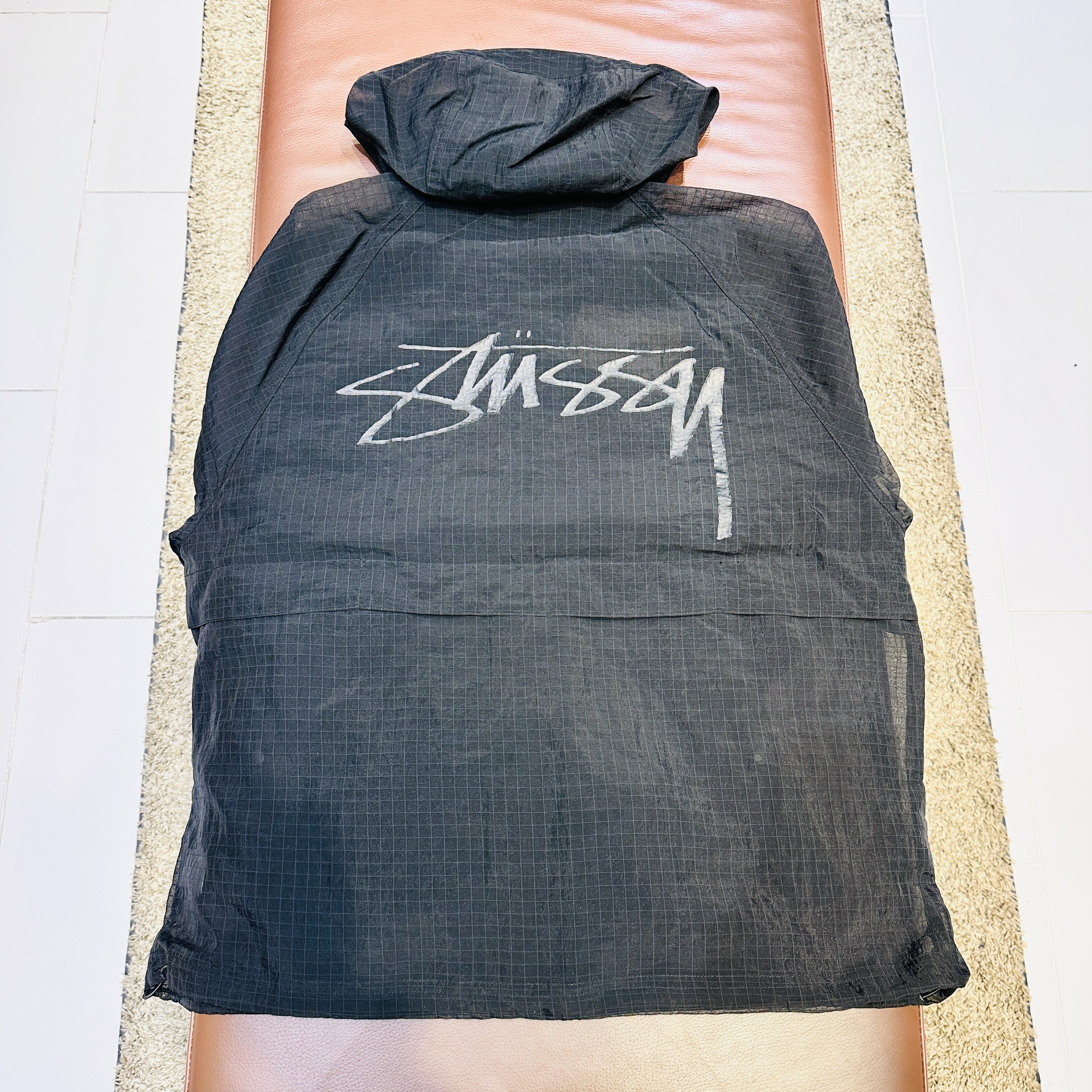 Stussy Beach Shell Transparent Ripstop Black 착용 스타일 - 4