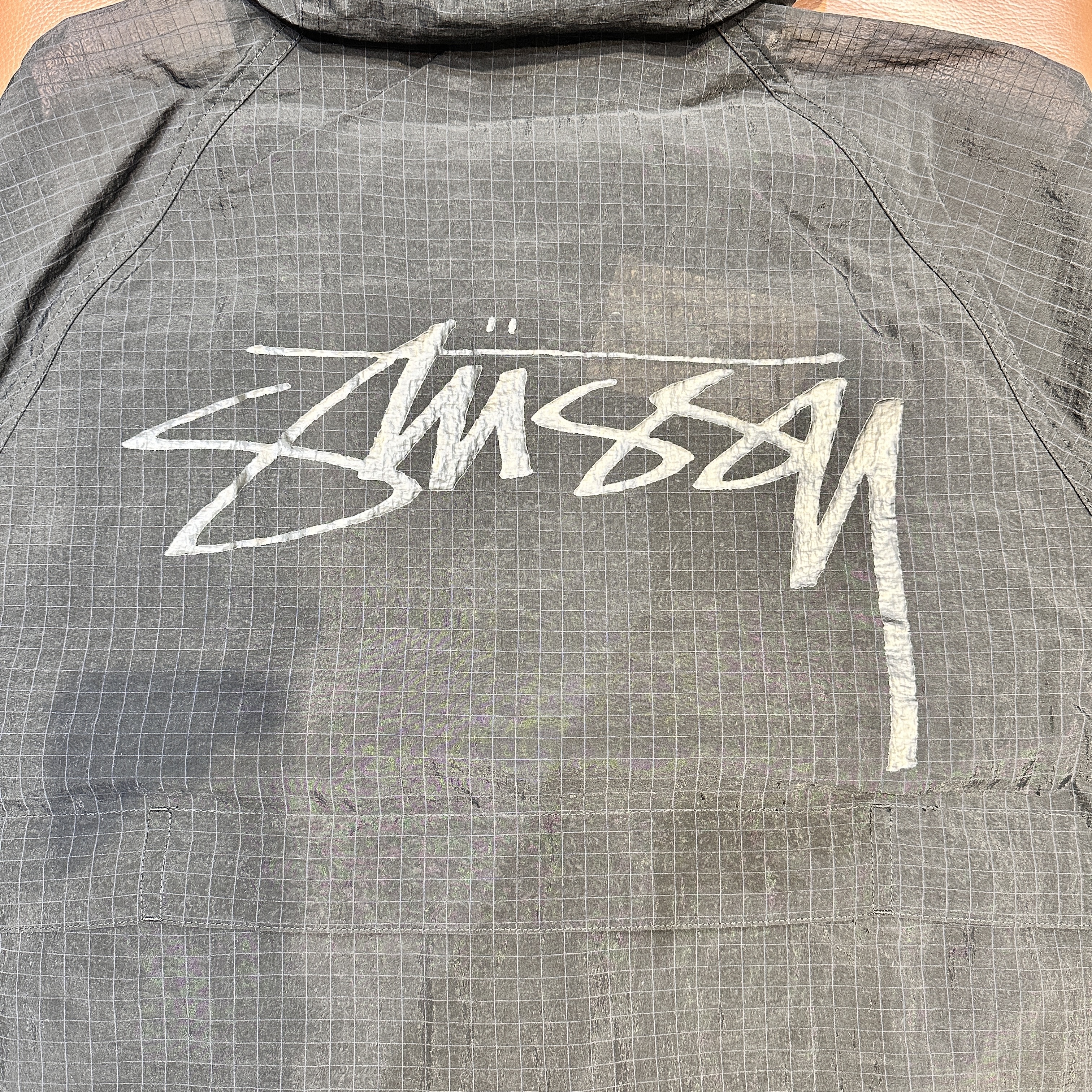 Stussy Beach Shell Transparent Ripstop Black 착용 스타일 - 5