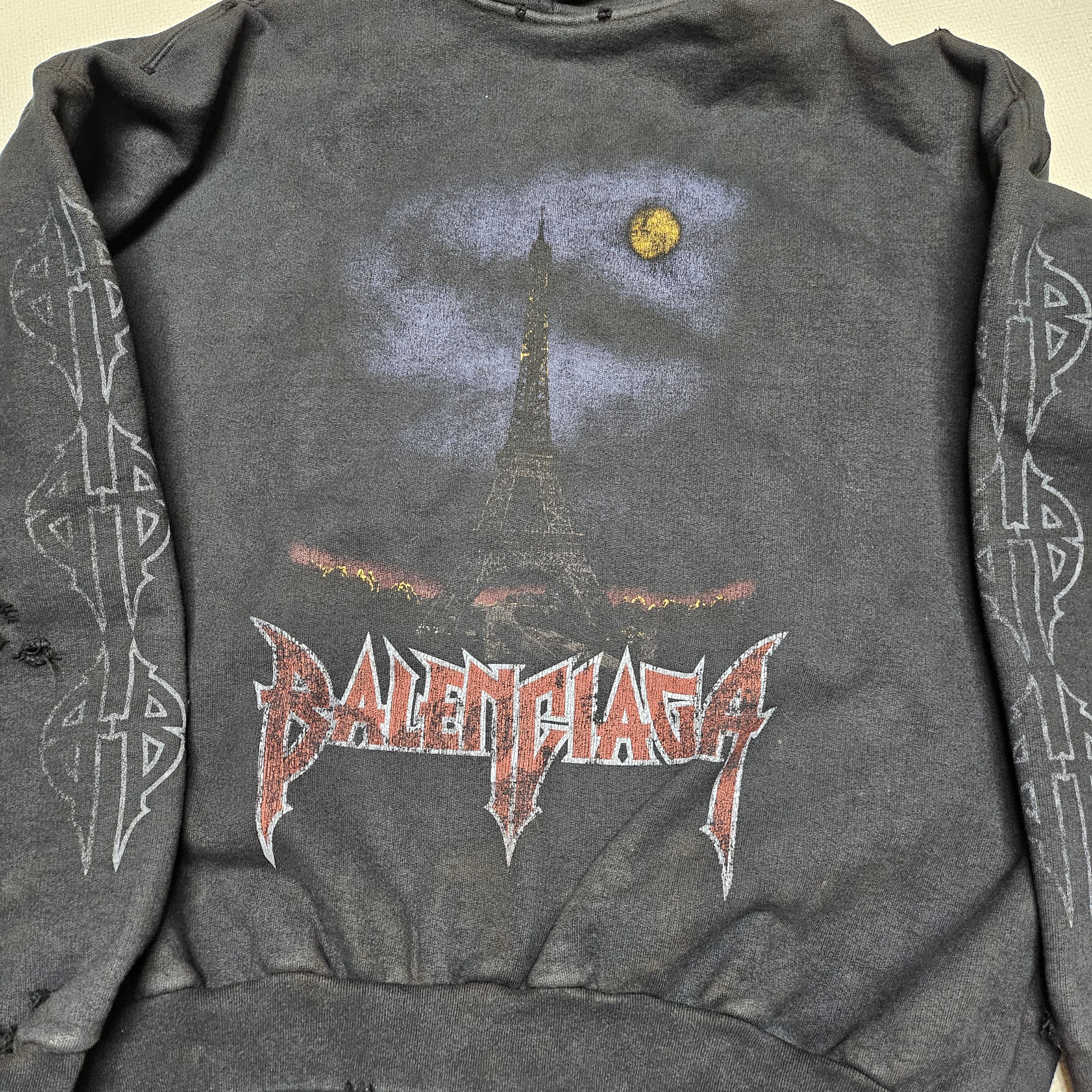 Balenciaga Paris Moon Outerwear Zip-Up Hoodie Oversized Black Faded 착용 스타일 - 3