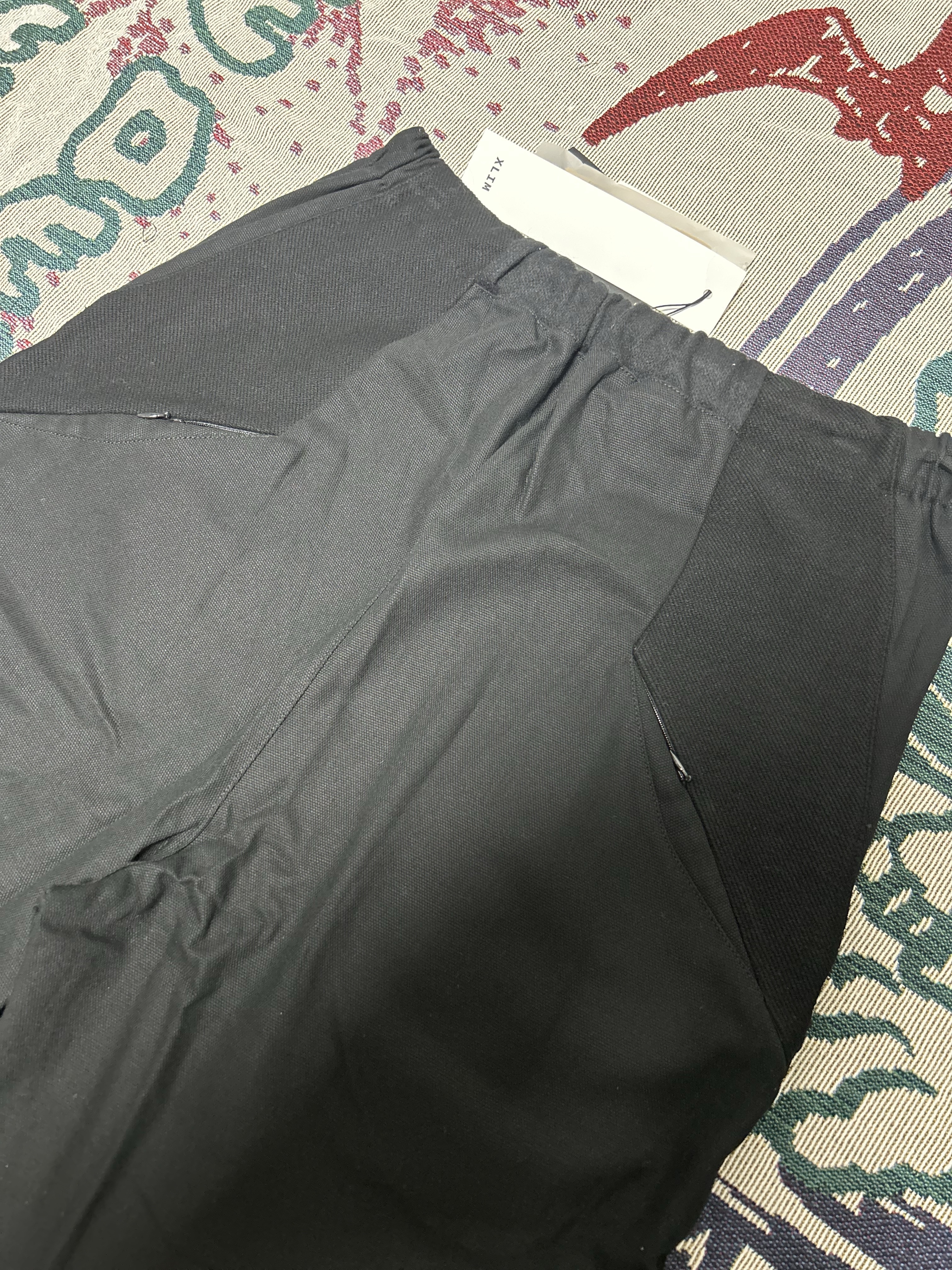 Xlim Ep.4 06 Trousers Black 착용 스타일 - 7