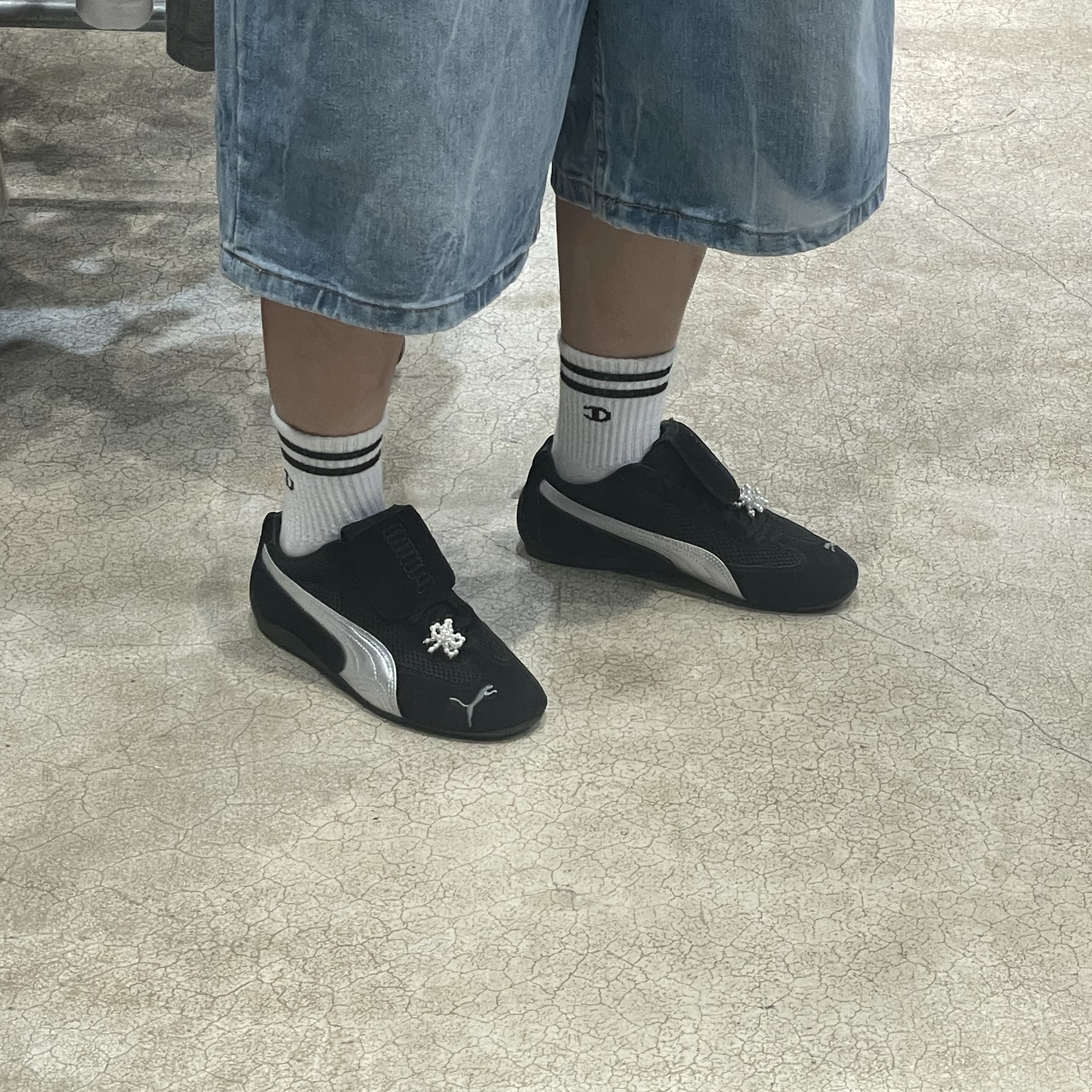 Puma x Open Yy Speedcat Black Shadow Gray, Millo Archive Denim Bermuda Pants Light Blue 착용 스타일