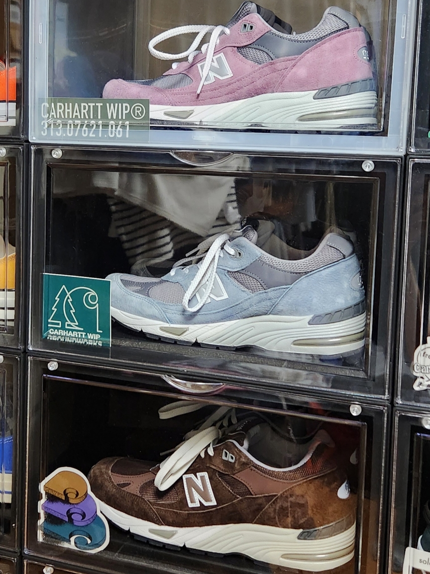 New Balance 991 Made in UK Pink Grey, New Balance 991 Made in UK Dusty Blue 착용 스타일