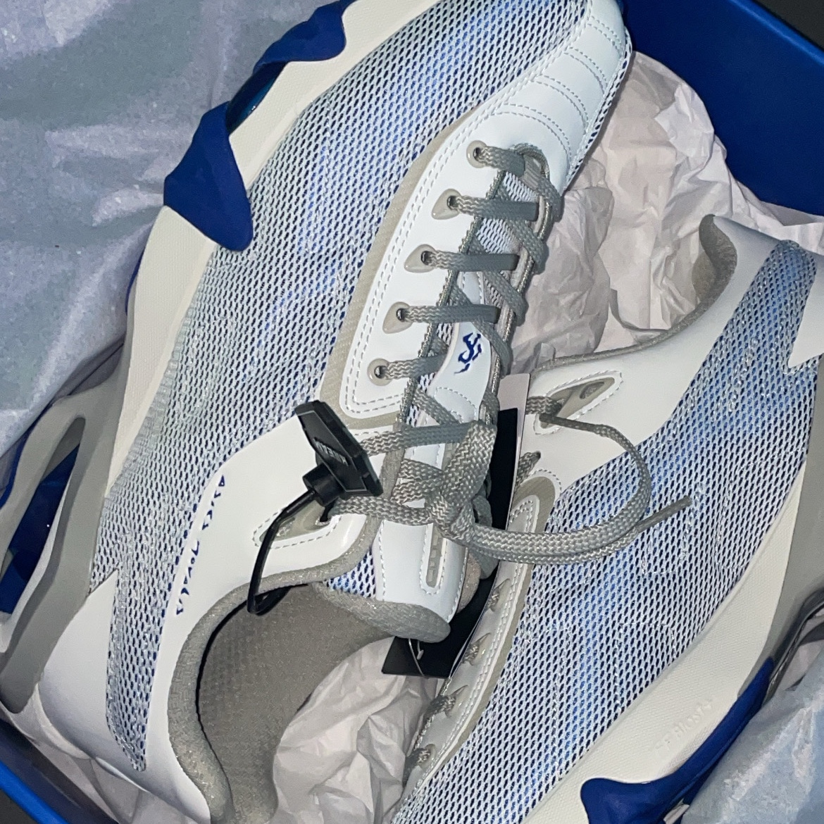 Asics x Kiko Kostadinov Novalis Gel-Teremoa Snow White Asics Blue 착용 스타일 - 1