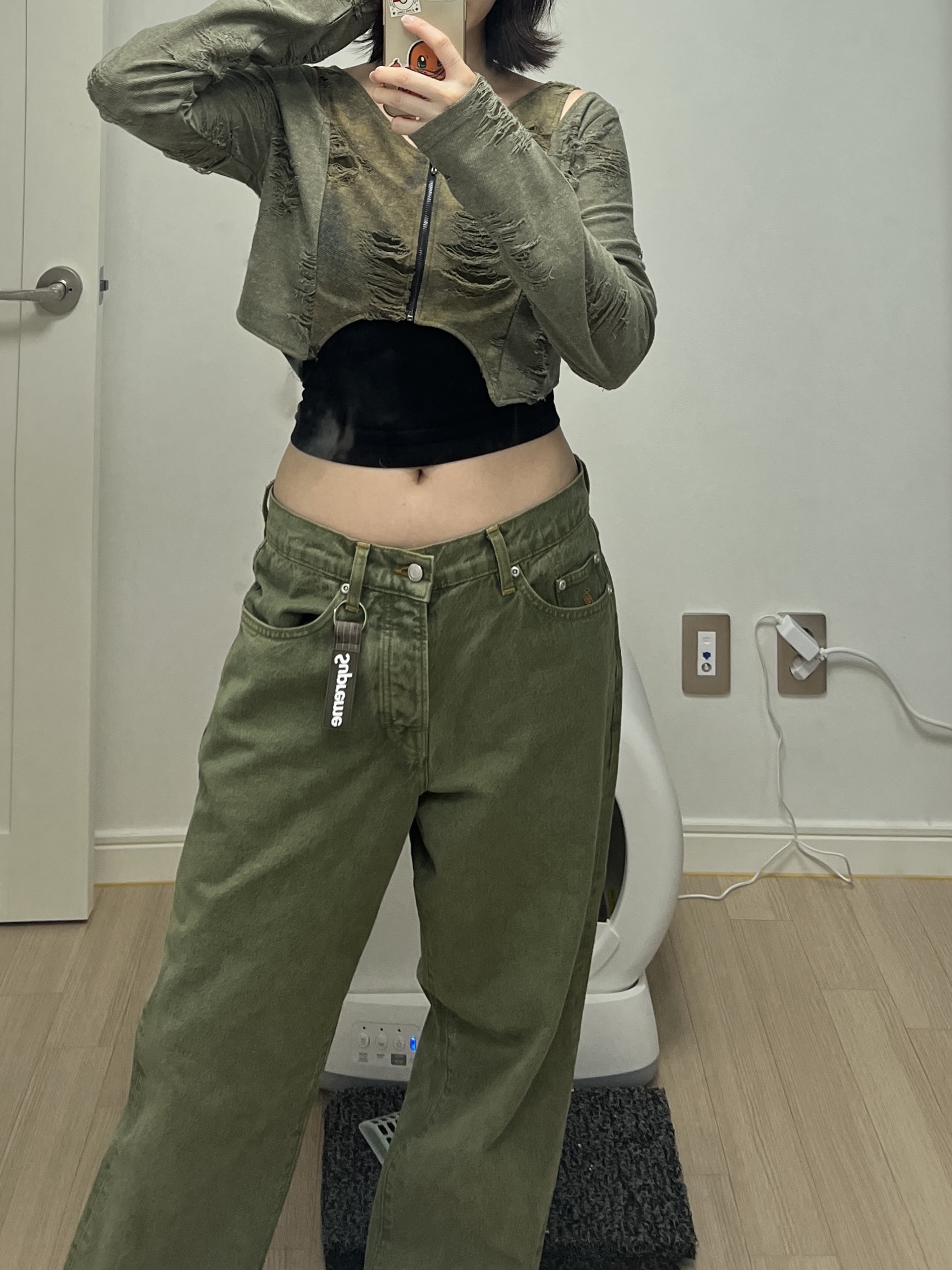 Stussy Denim Big OL' Jean Faded Army, Supreme Ripstop Keychain Woodland Camo - 24SS 착용 스타일 - 2