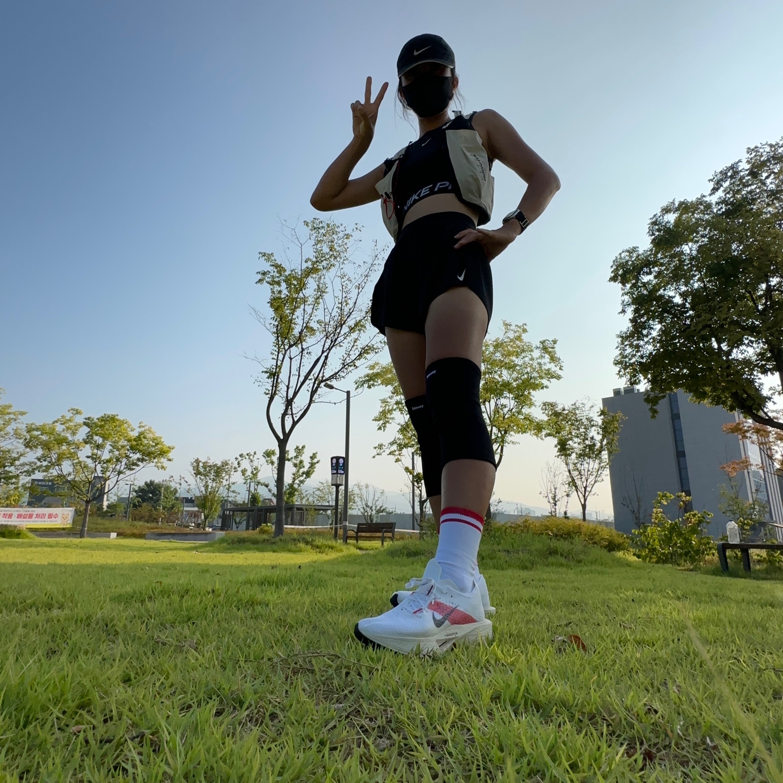 Nike ZoomX Vaporfly Next% 3 Eliud Kipchoge 착용 스타일