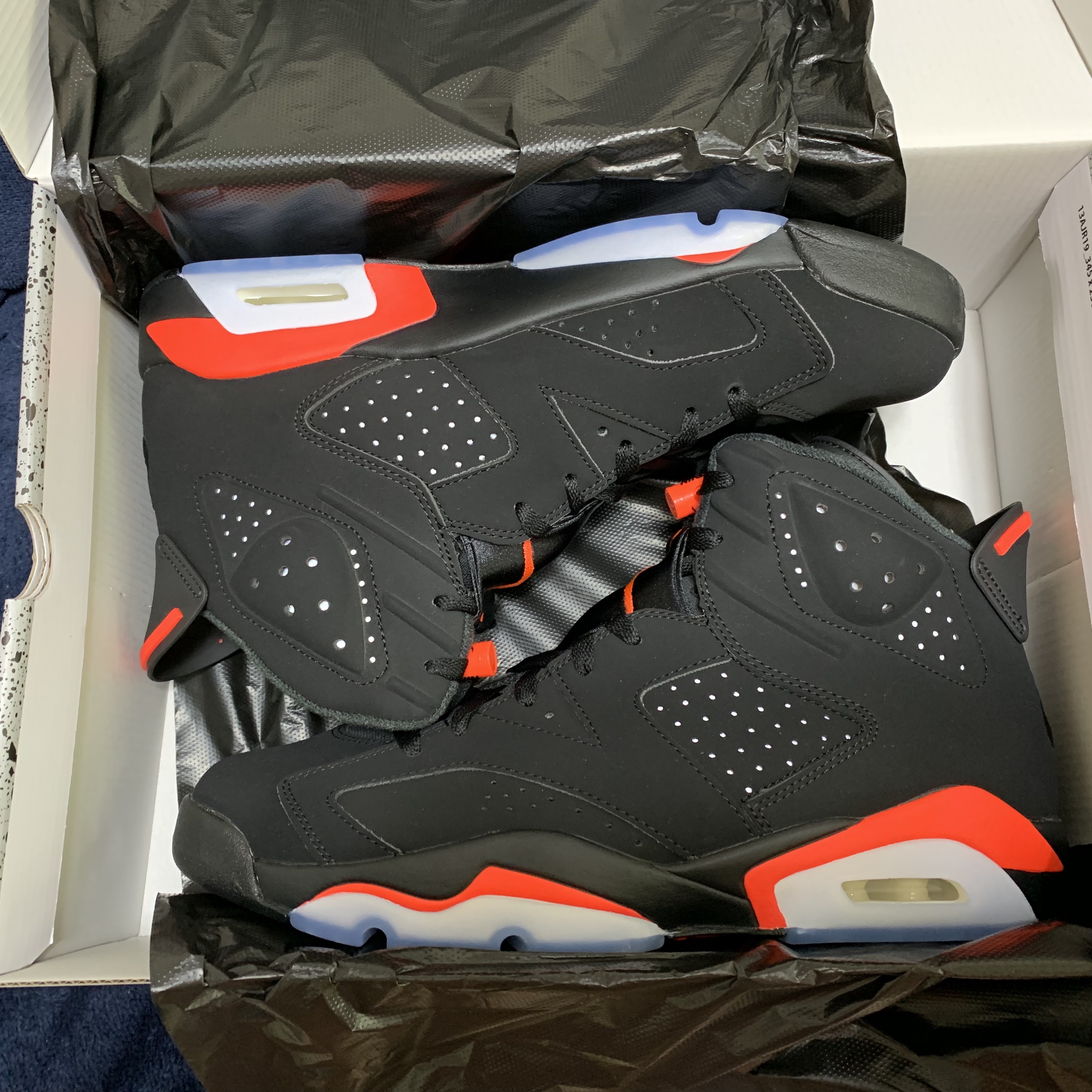 Jordan 6 Retro Infrared 2019 착용 스타일