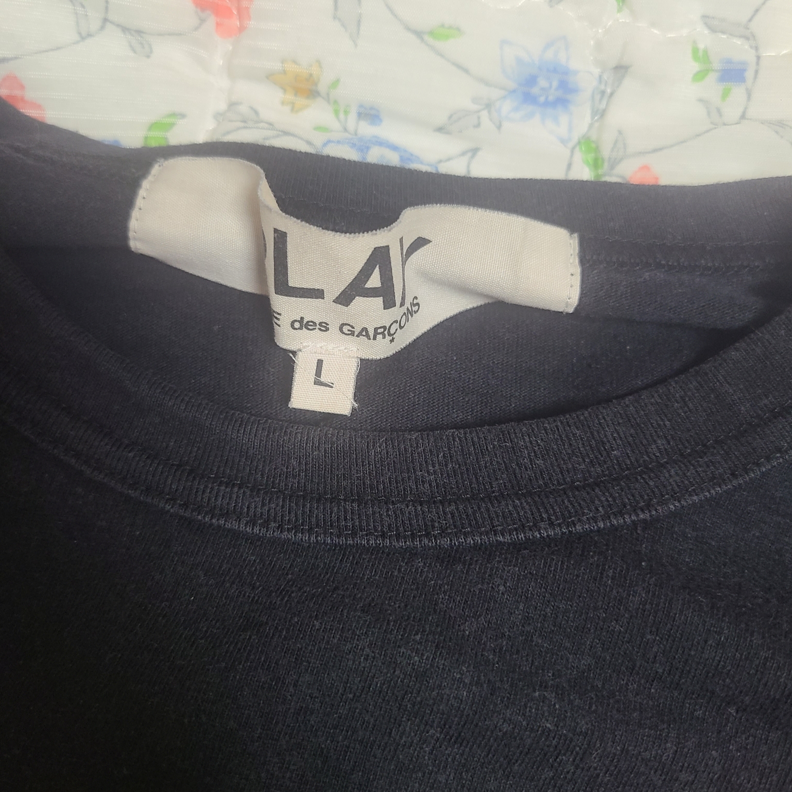 Play Comme des Garcons LS T-Shirt Black 착용 스타일 - 3