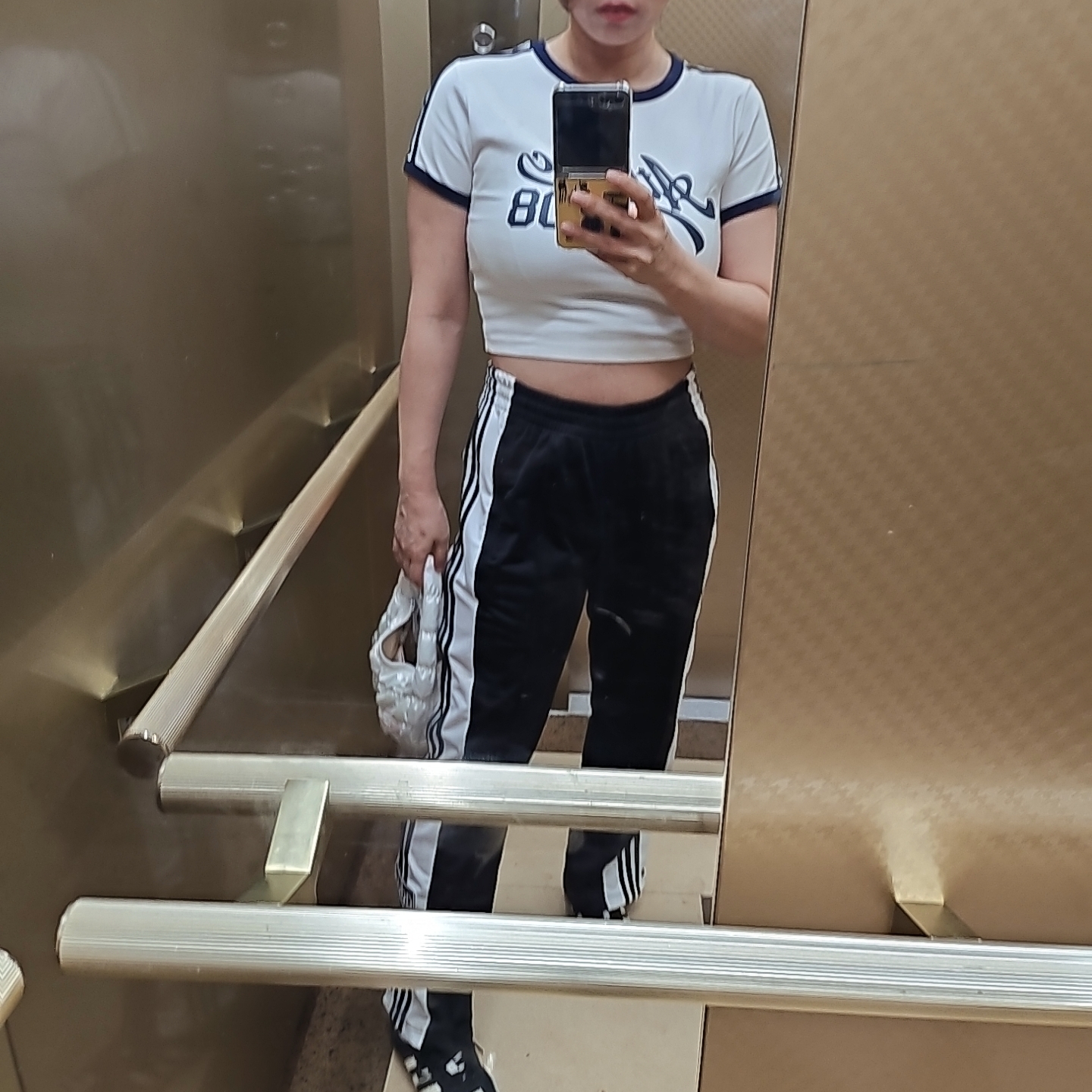 (W) Adidas Samba OG Core Black Wonder White, (W) Adidas Adibreak Belour Pants Black - KR Sizing 착용 스타일
