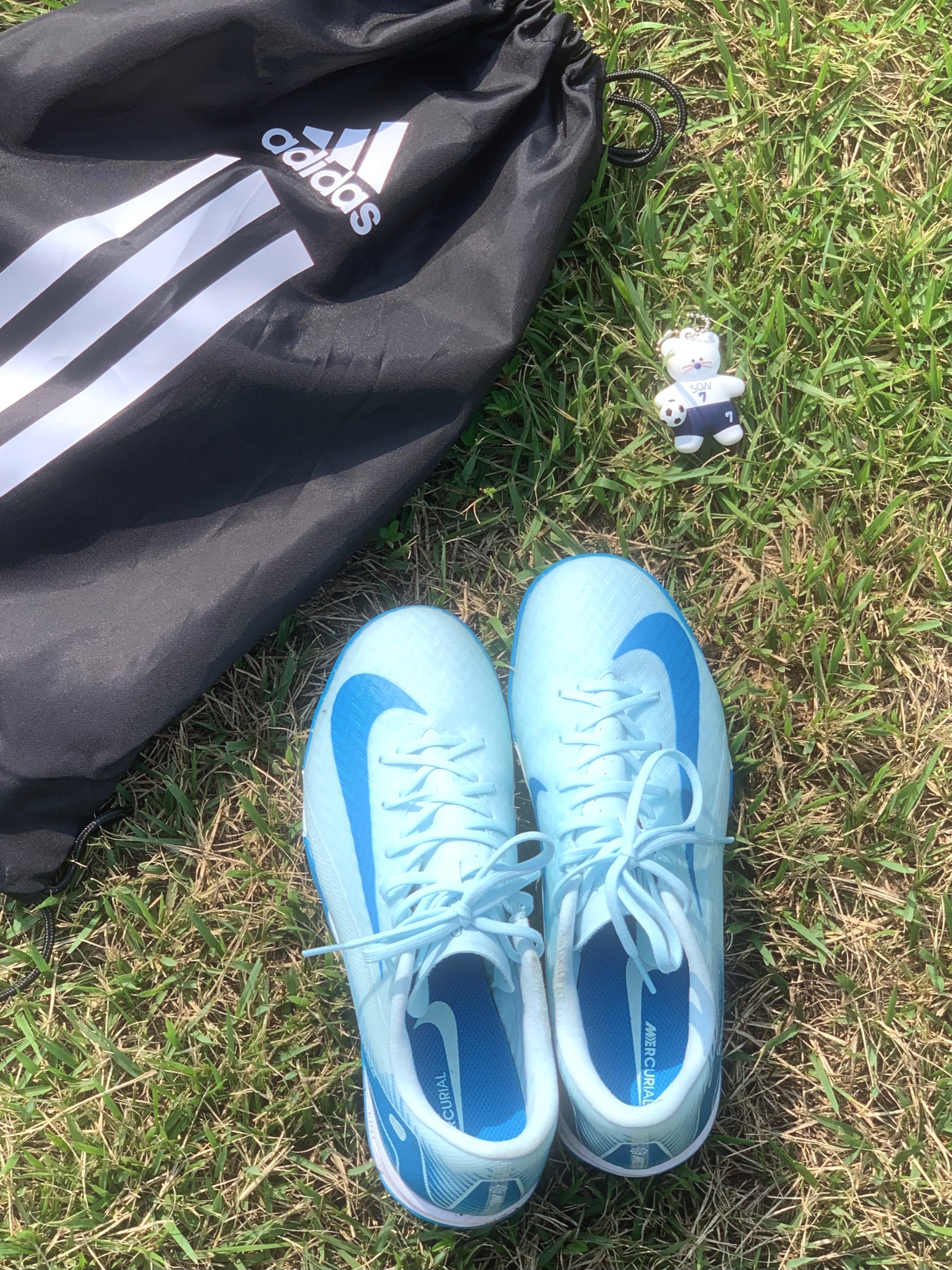 Nike Zoom Mercury Vapor 16 Academy TF Glacier Blue Blue Orbit, Monamhee x NOS7 SON.hee Figure Keyring Cream 착용 스타일 - 4