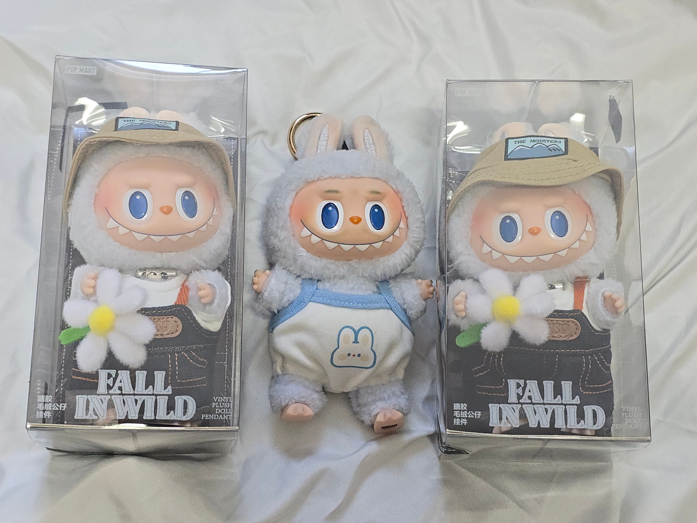 Pop Mart Fall In Wild Labubu Series Toy Keyring 착용 스타일 - 3