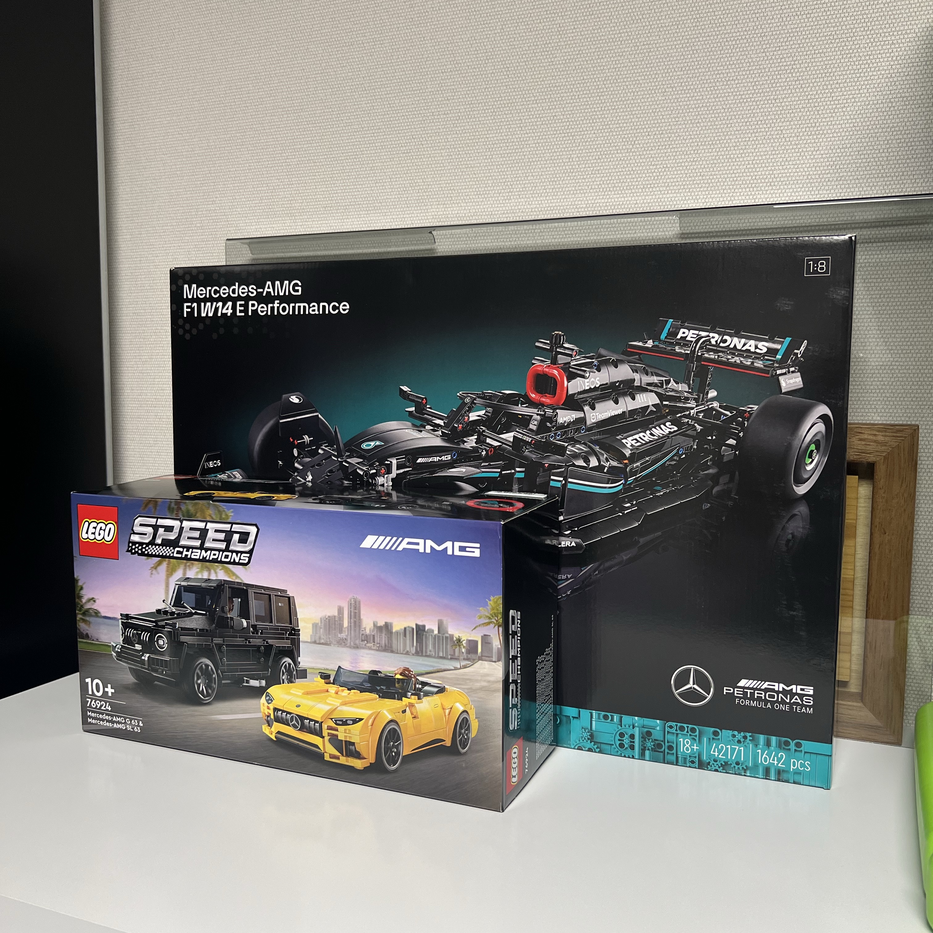 Lego Mercedes-AMG F1 W14 E Performance, Lego Mercedes-AMG G 63 & Mercedes-AMG SL 63 착용 스타일 - 1
