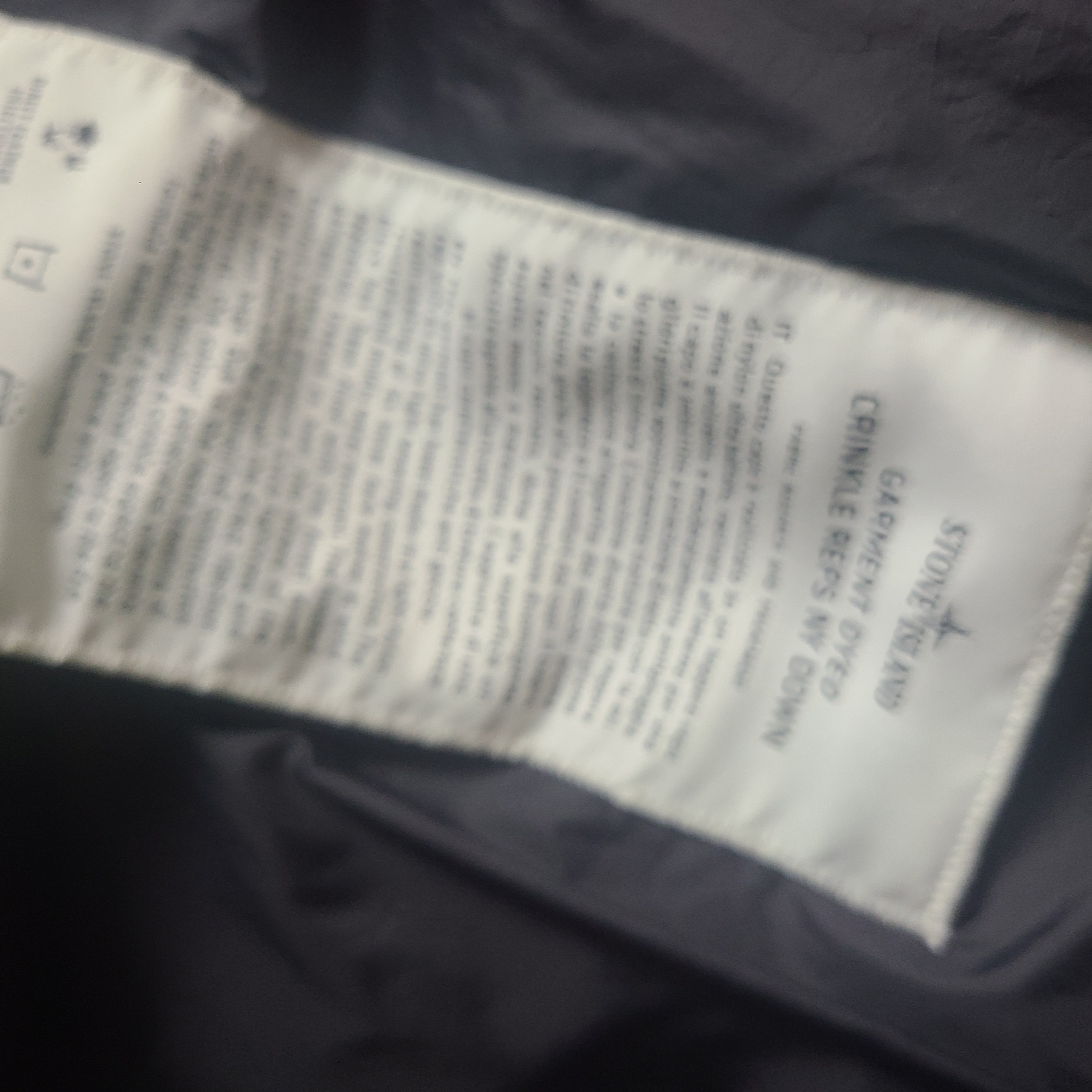 Stone Island 40123 Garment Dyed Crinkle Reps R-NY Down Jacket Black - 22FW 착용 스타일 - 2