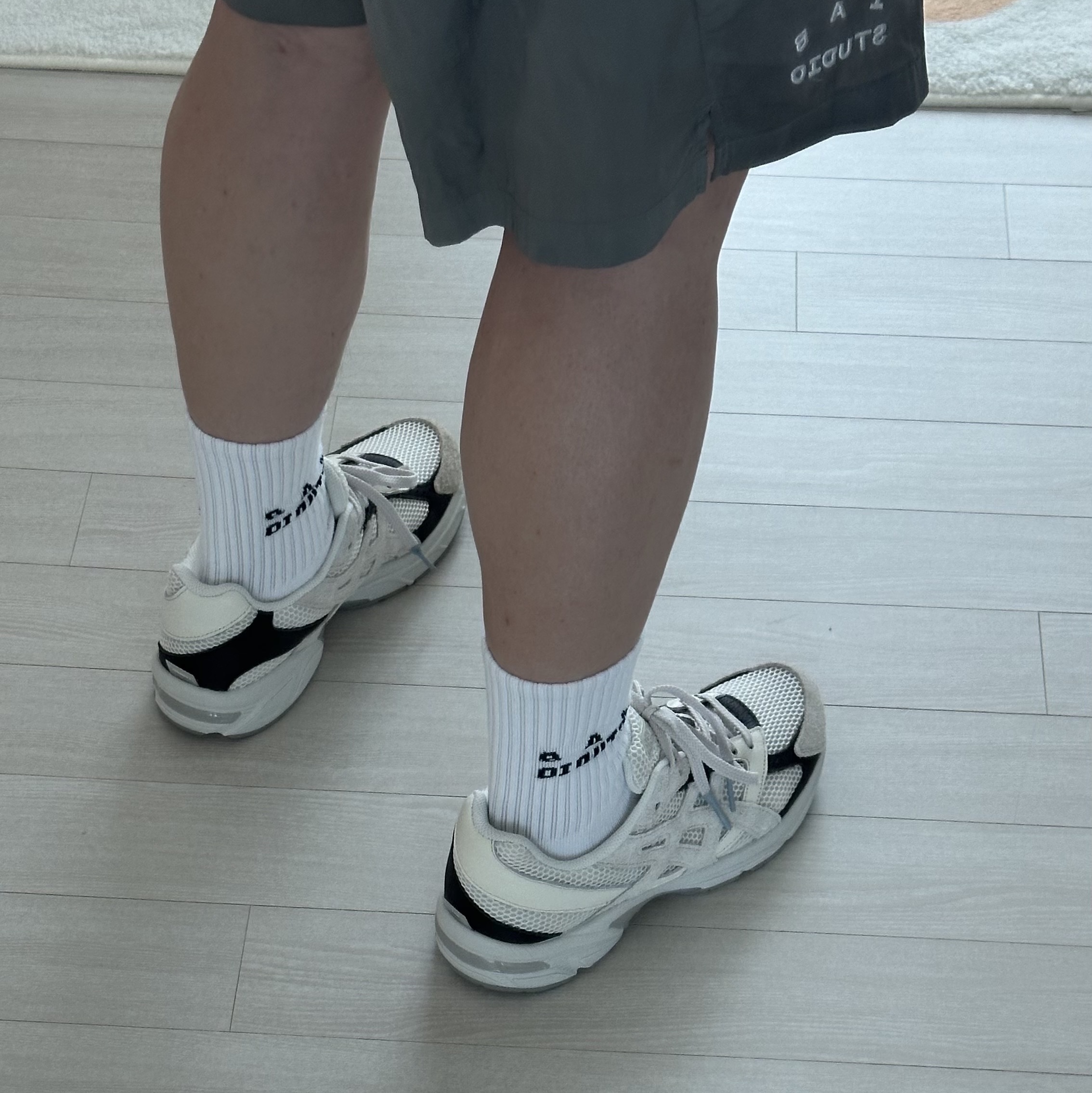 Asics x Hal Studios Gel-1130 MK-III Glacier 착용 스타일 - 3
