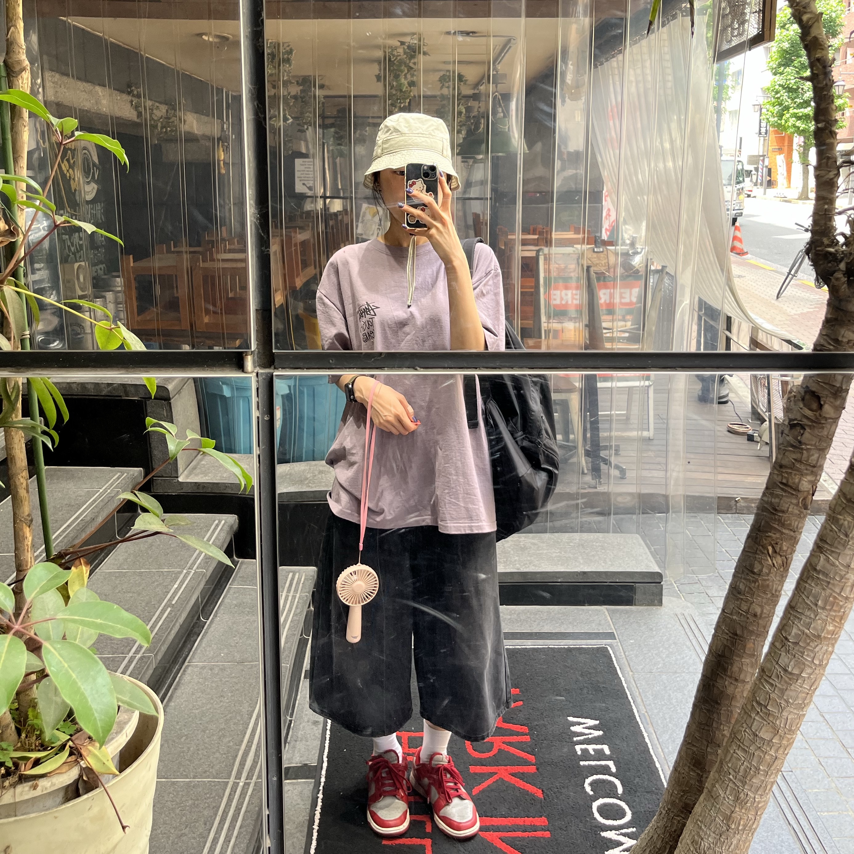 Stussy Tough Gear T-Shirt Mauve, (W) Matin Kim Matin Stitch Safari Bucket Hat Beige 착용 스타일