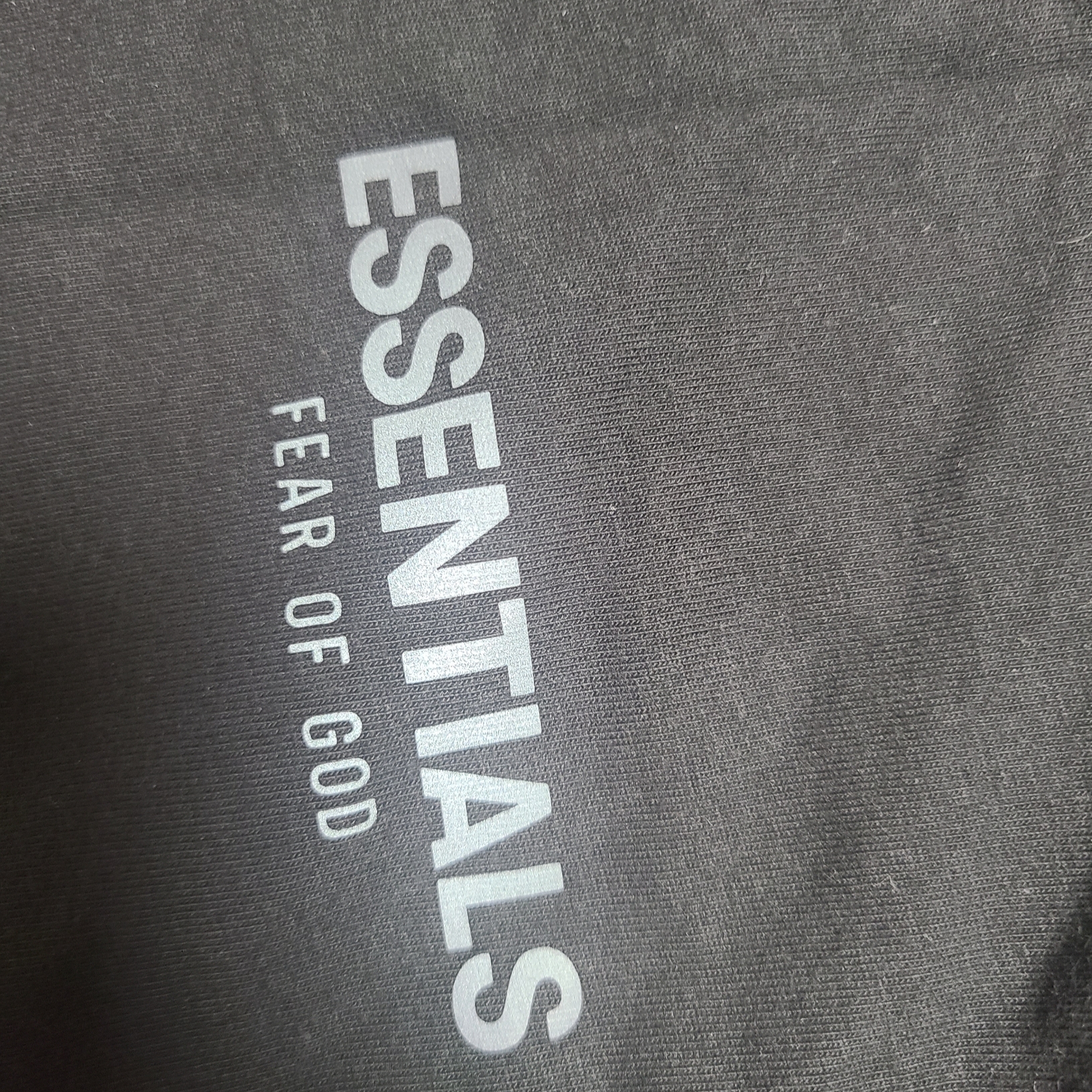 Essentials The Core Collection Long Sleeve T-Shirt Black 착용 스타일 - 1
