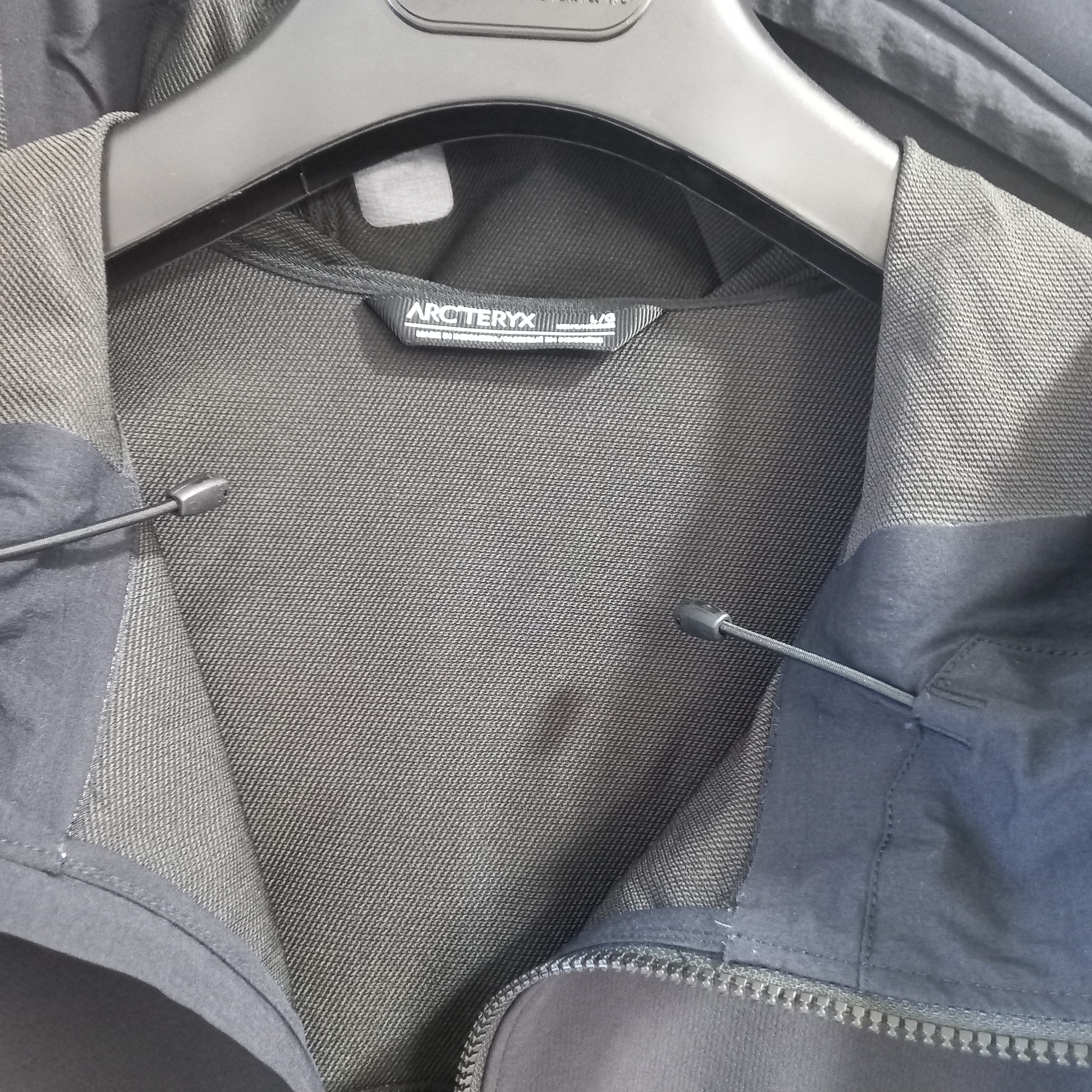 Arc'teryx Gamma LT Hoody Black 착용 스타일 - 7