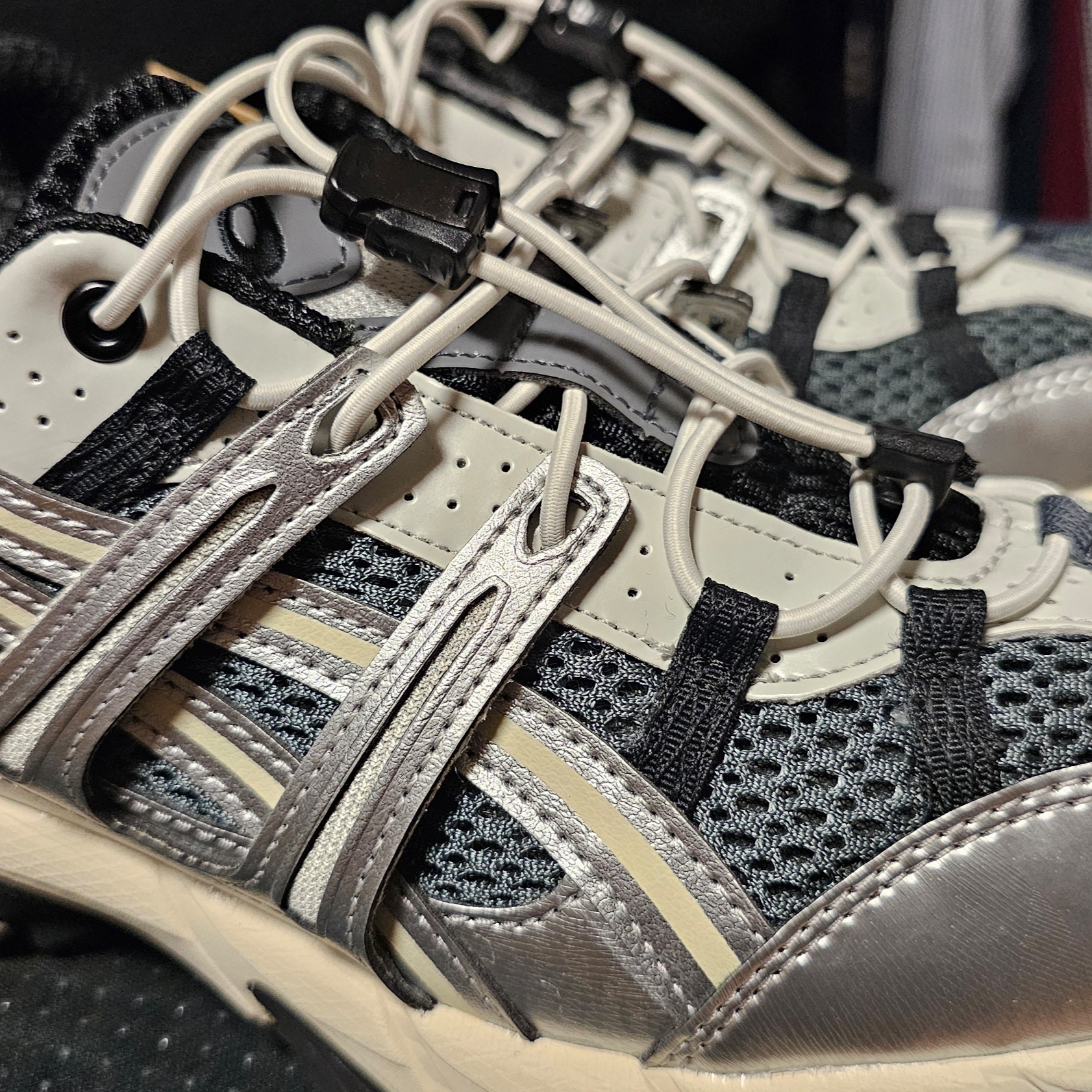Asics Unlimited Gel-Sonoma 15-50 Steel Grey Pure Silver 착용 스타일