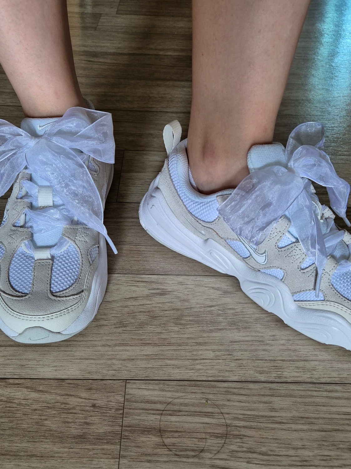 (W) Nike Tech Hera Summit White 착용 스타일
