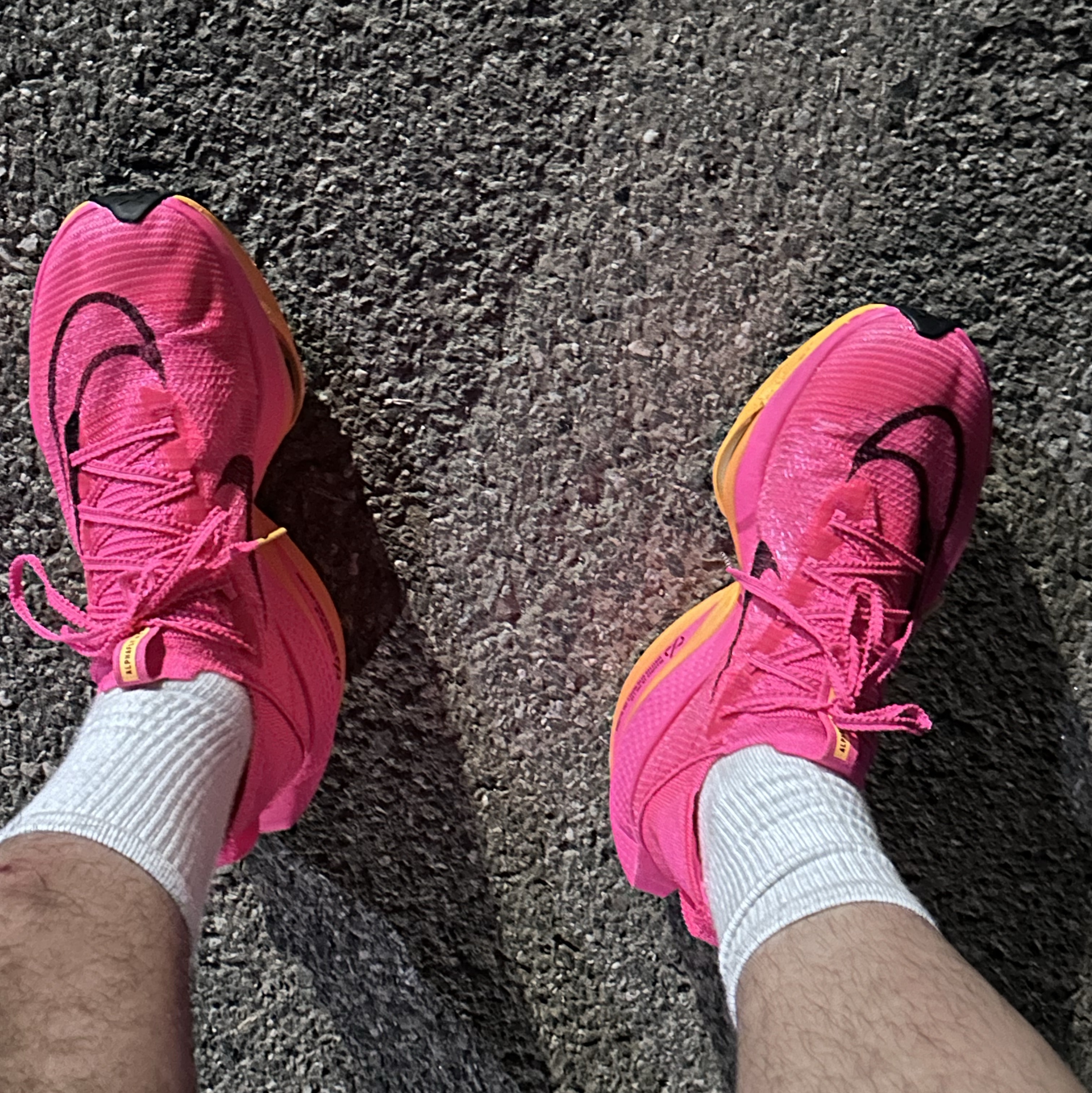 (W) Nike Air Zoom Alphafly Next% 2 Hyper Pink 착용 스타일