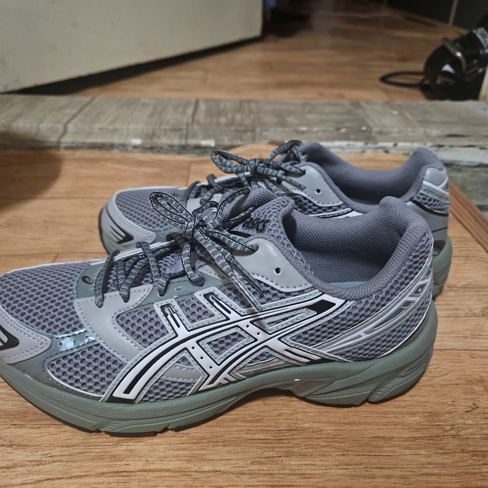 Asics Gel-1130 Wild Dove White - Folder Exclusive 착용 스타일 - 2