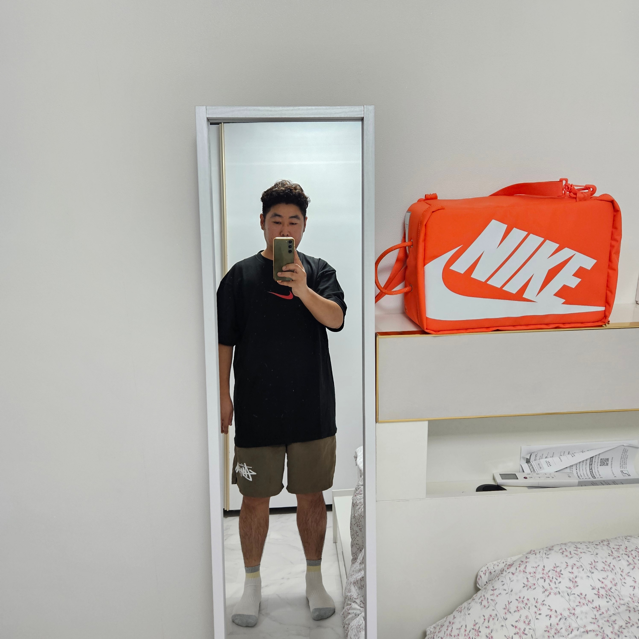 Stussy Big Stock Water Shorts Brown, Nike Shoebox Bag 8L Orange White 착용 스타일 - 1