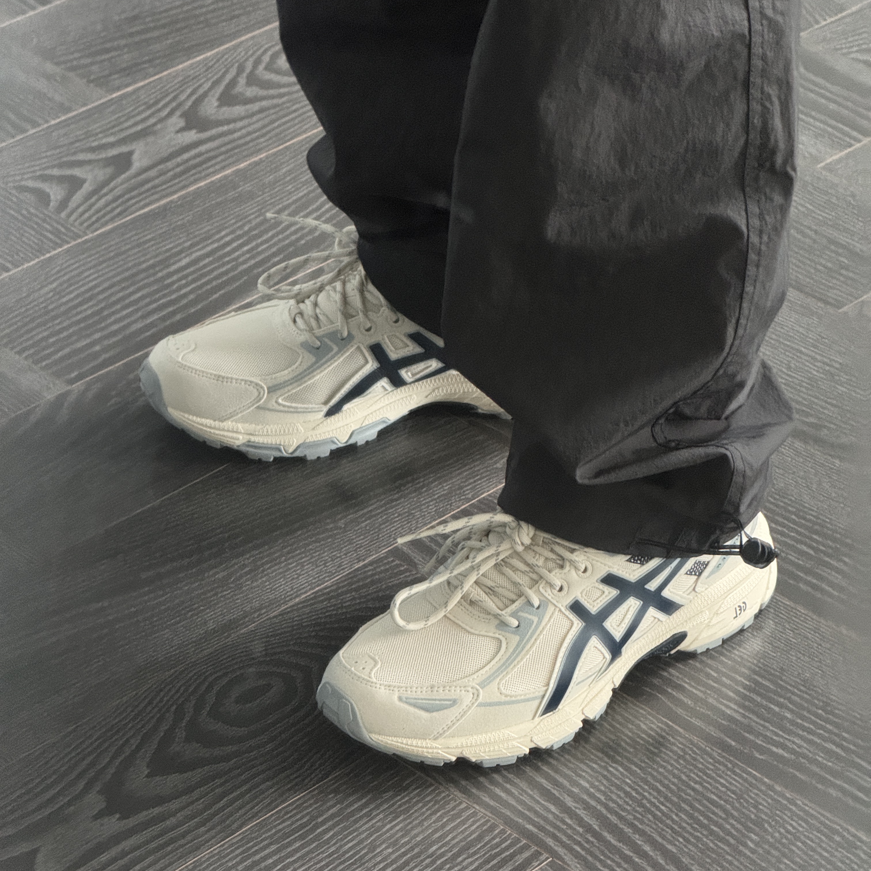 Asics Gel-Venture 6 SPS Birch French Blue 착용 스타일