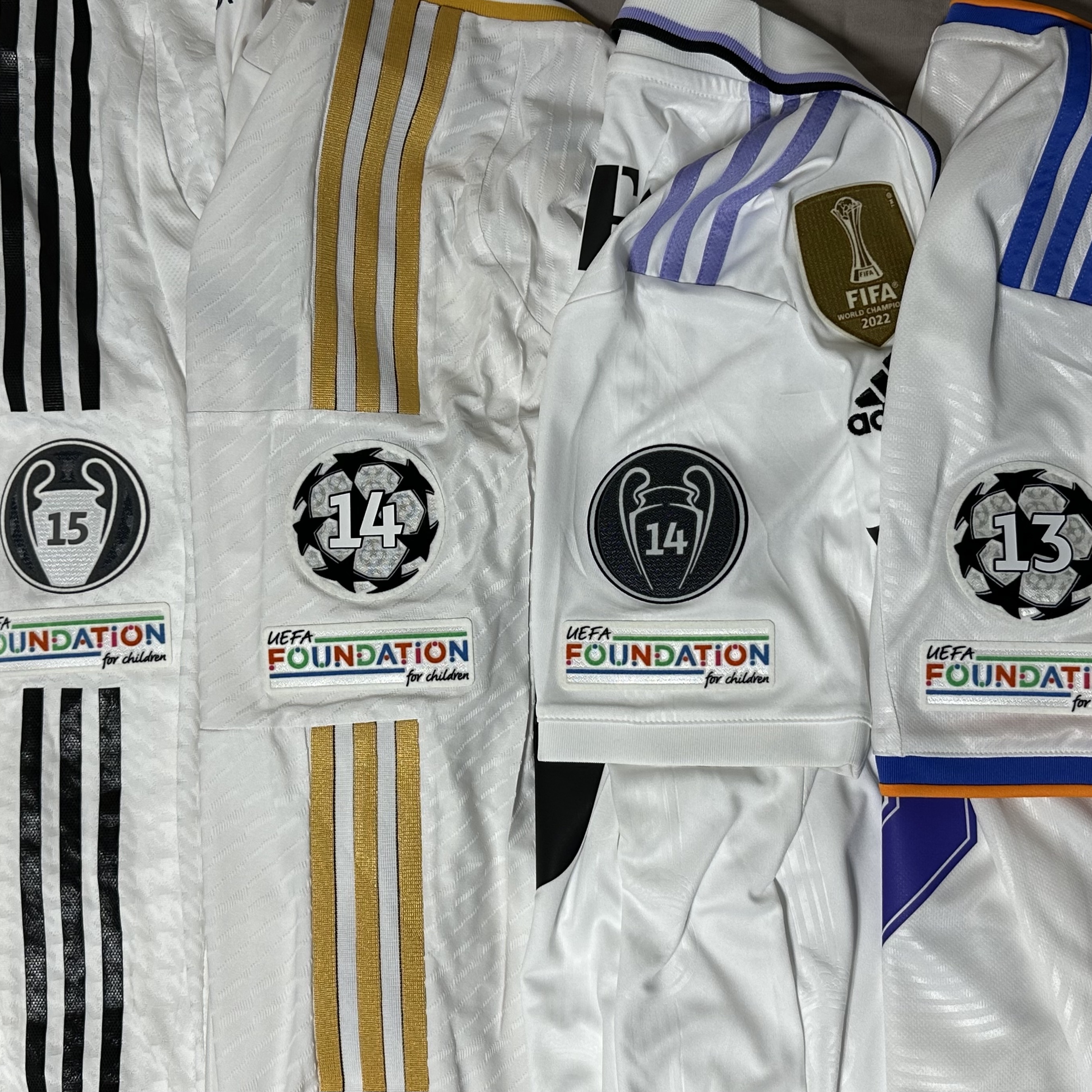 Adidas Real Madrid 2021/22 Home Jersey White - US Sizing (Non Marking Ver.), Adidas Real Madrid 2022/23 Home Jersey White - US Sizing (Non Marking Ver.) 착용 스타일