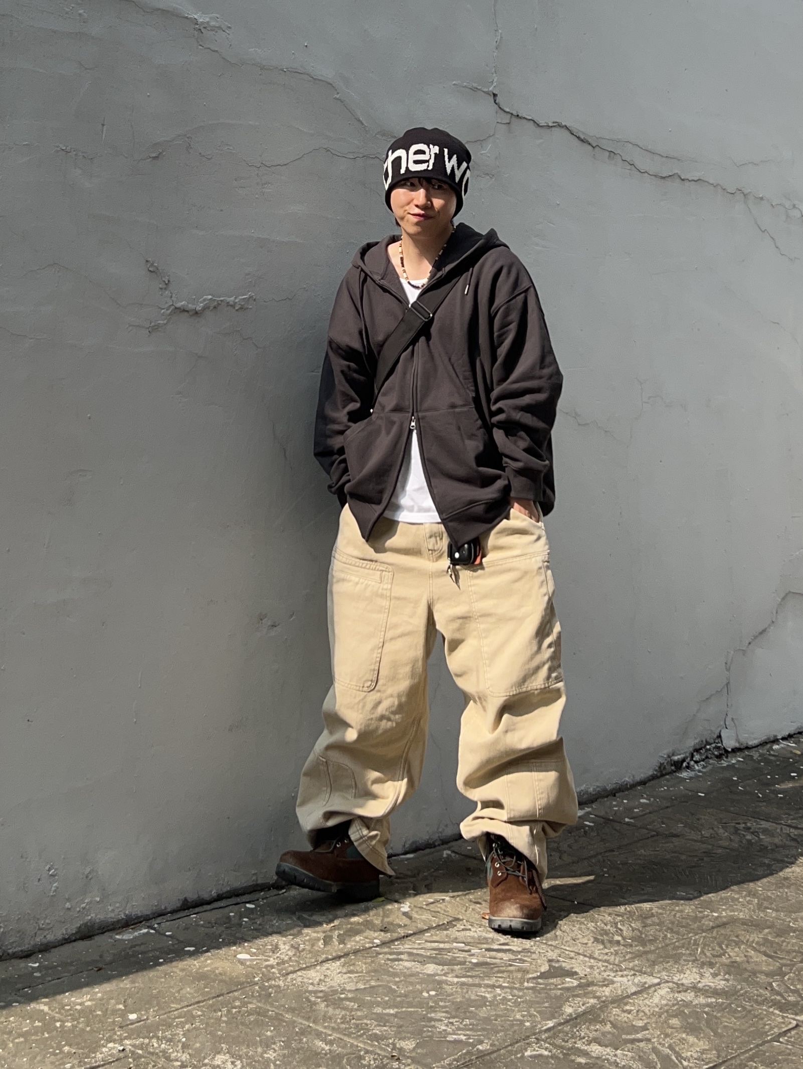 Timberland x Thisisneverthat 6 inch Boot Brown - Wide, Netherworld Fish Eye Beanie Black 착용 스타일 - 2