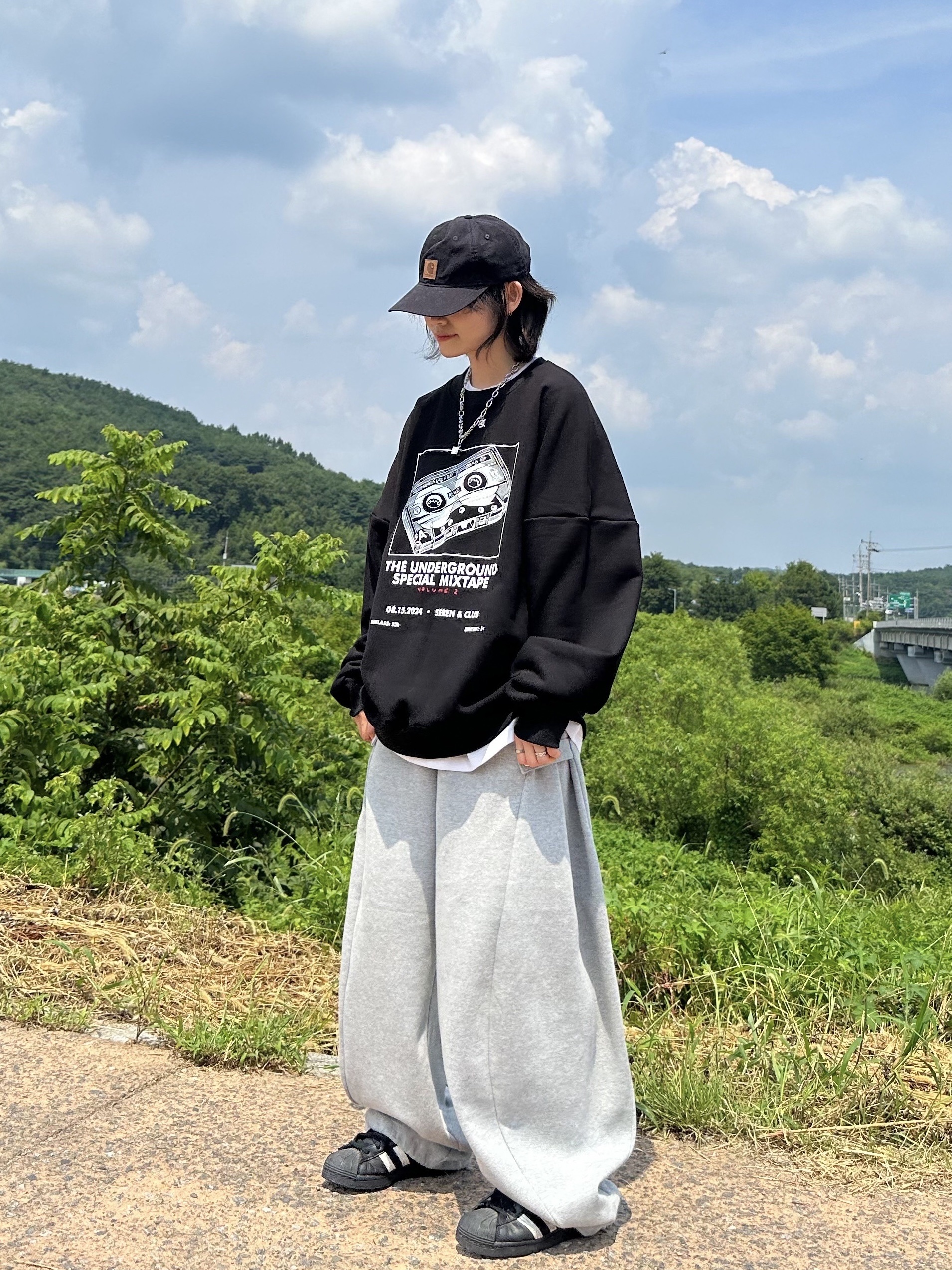 Carhartt Canvas Cap Black, Adidas Superstar Core Black White 착용 스타일 - 2