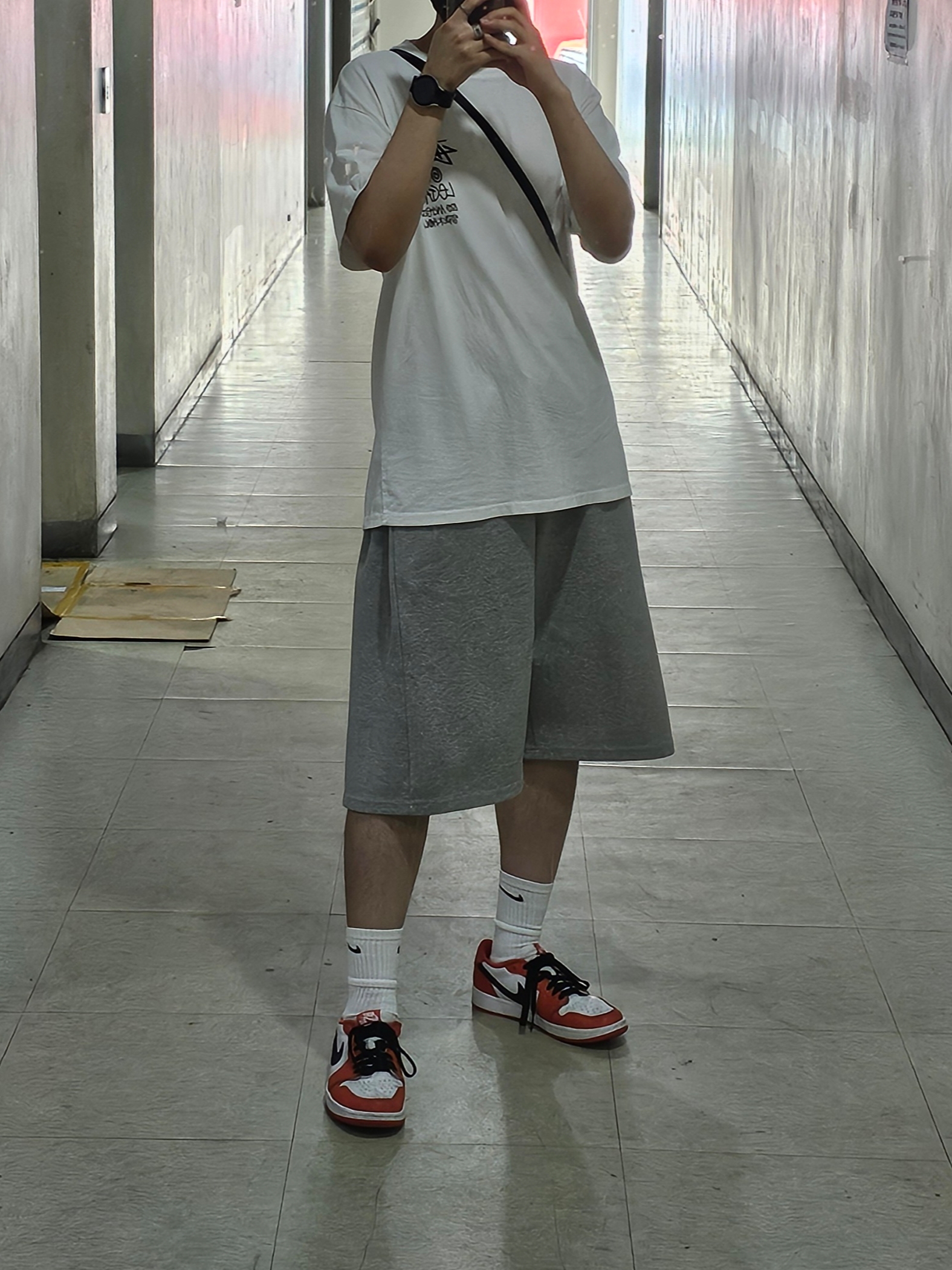 Jordan 1 Low OG Starfish, Stussy x Our Legacy Surfman Pigment Dyed T-Shirt Natural 착용 스타일