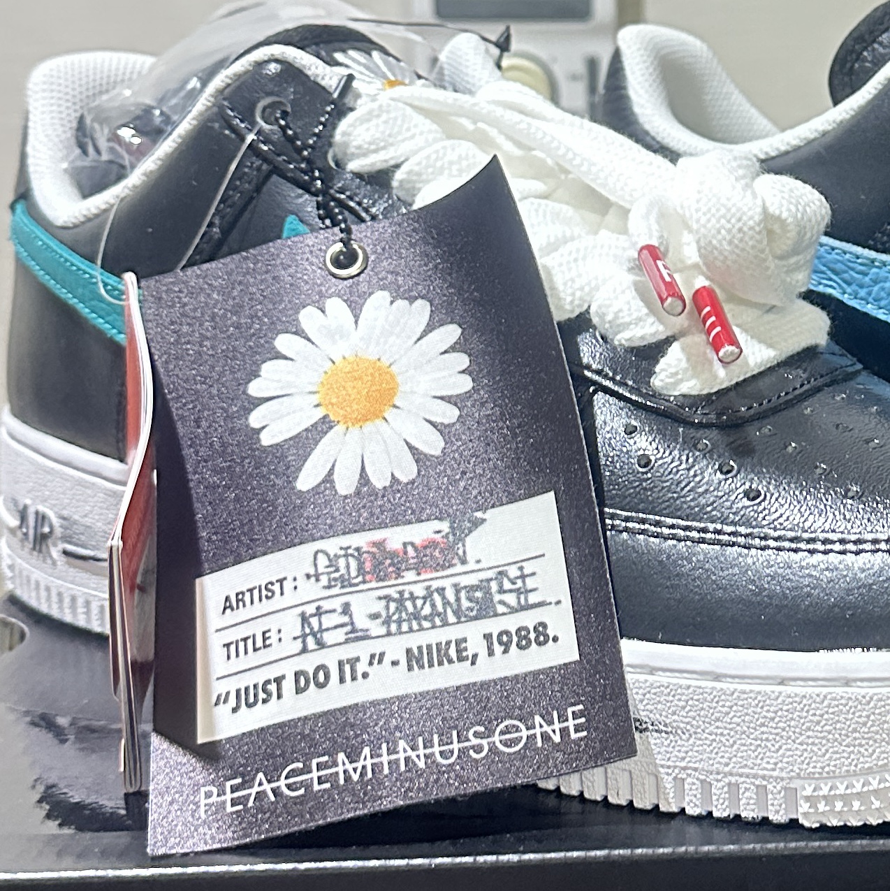 Nike x Peaceminusone Air Force 1 Low Para-Noise 3.0 Black and Multicolor 착용 스타일
