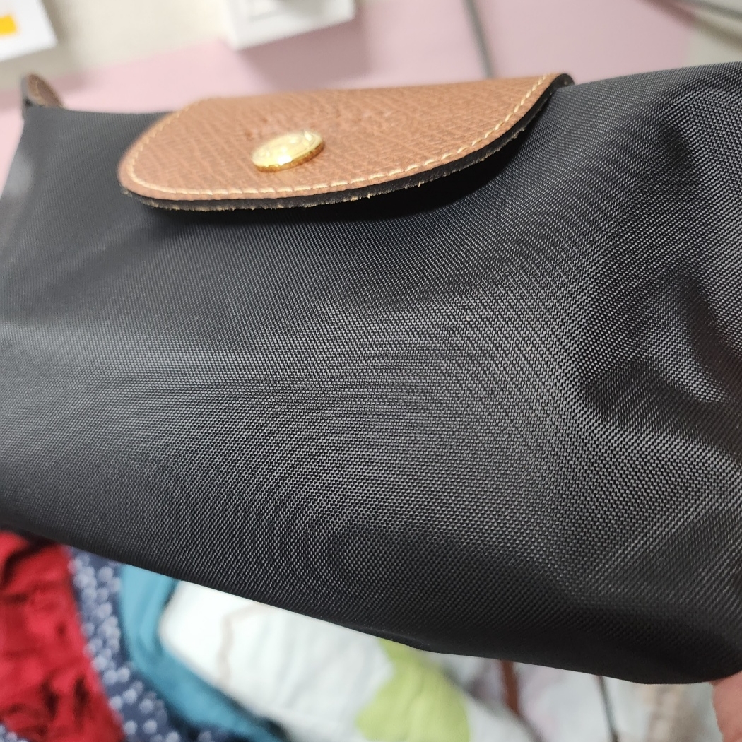 Longchamp Le Pliage Original Handle Pouch Black 착용 스타일 - 2