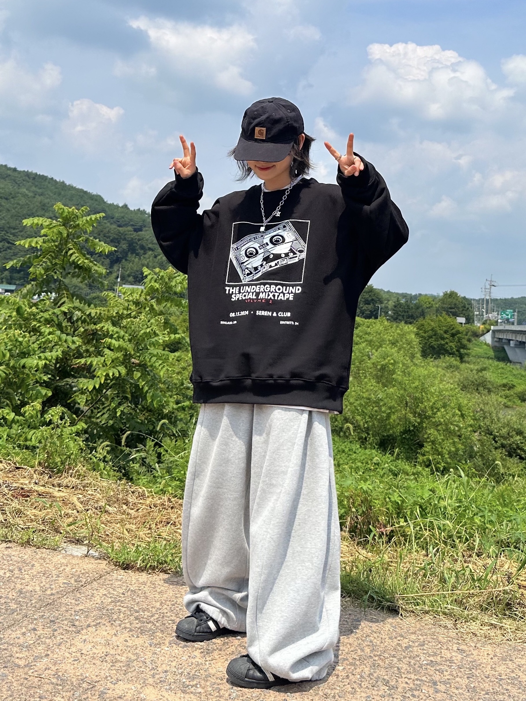 Carhartt Canvas Cap Black, Adidas Superstar Core Black White 착용 스타일 - 1
