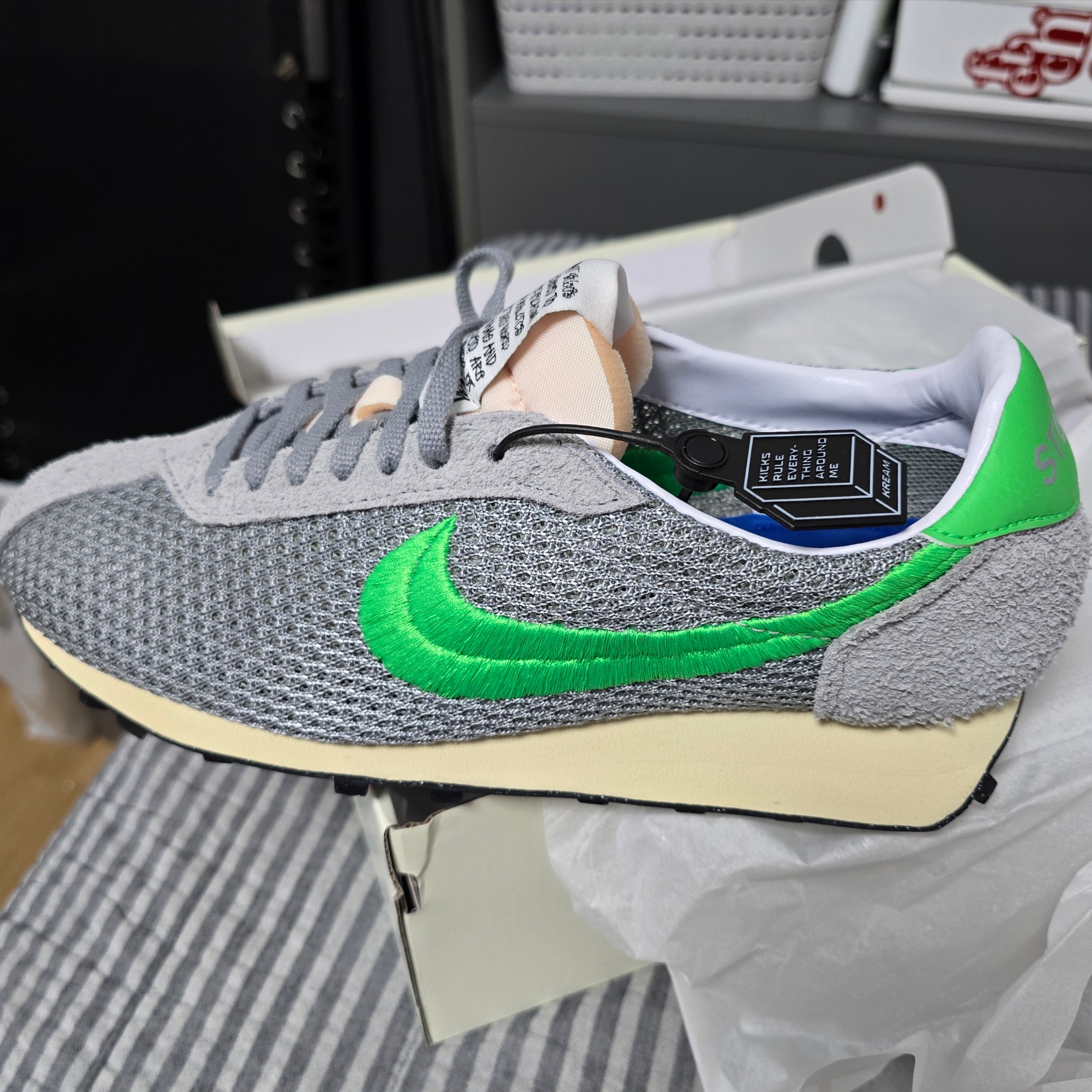 Nike x Stussy LD-1000 SP Particle Gray Green Fossil 착용 스타일 - 2