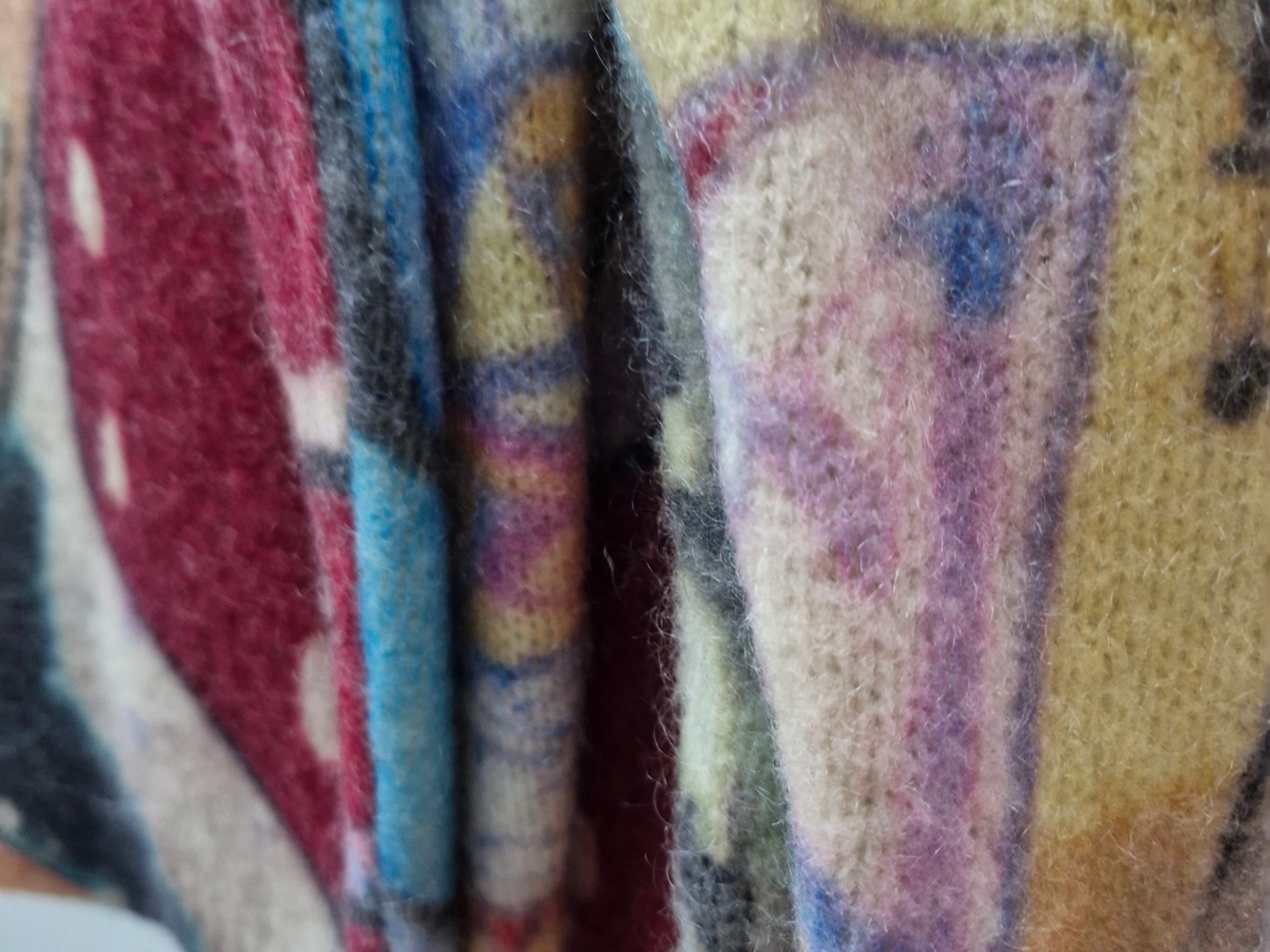 Stussy Goldie Sweater Multi 착용 스타일