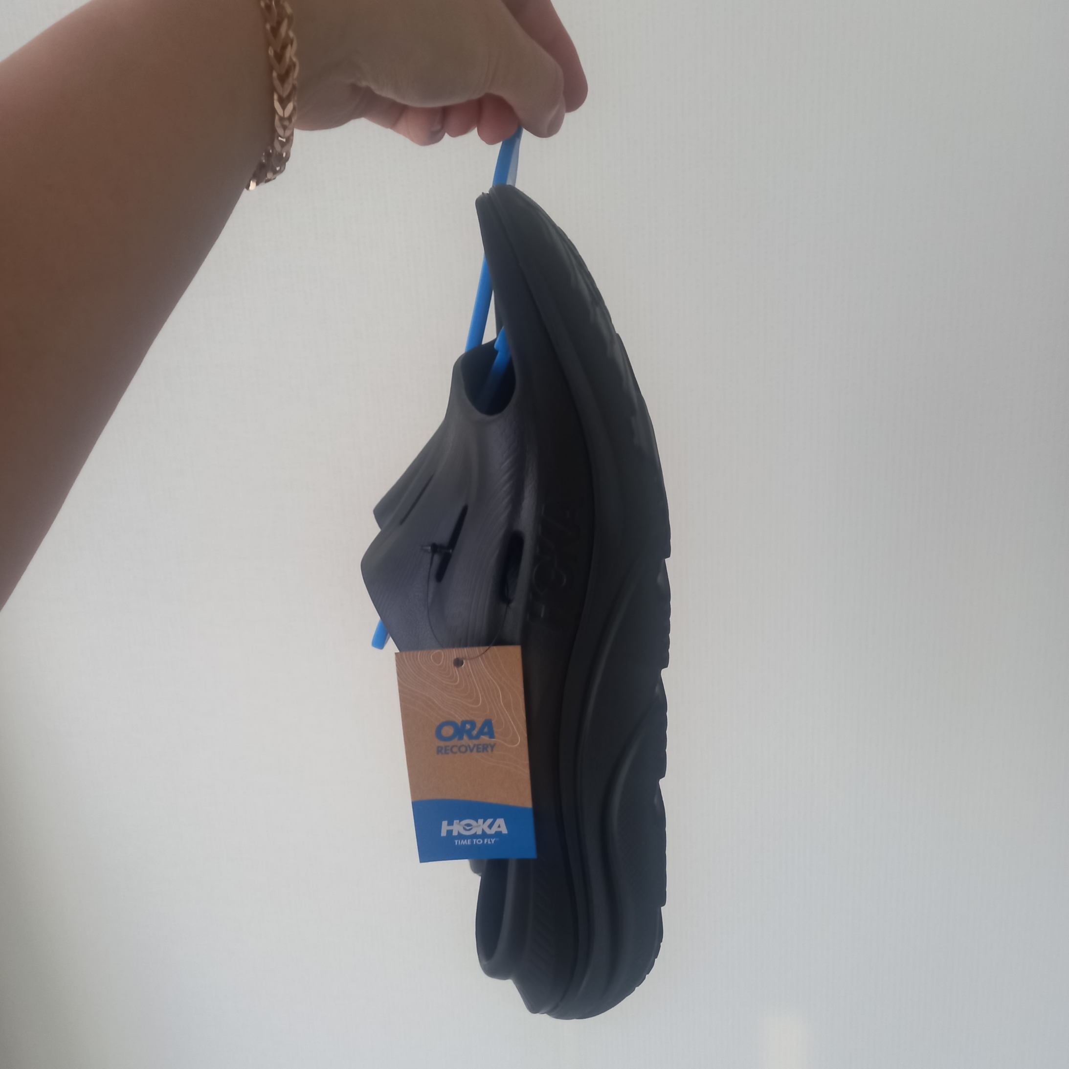 Hoka Ora Recovery Slide 3 Black, Nike x Stussy Shorts Black (FJ9167-010) 착용 스타일 - 3