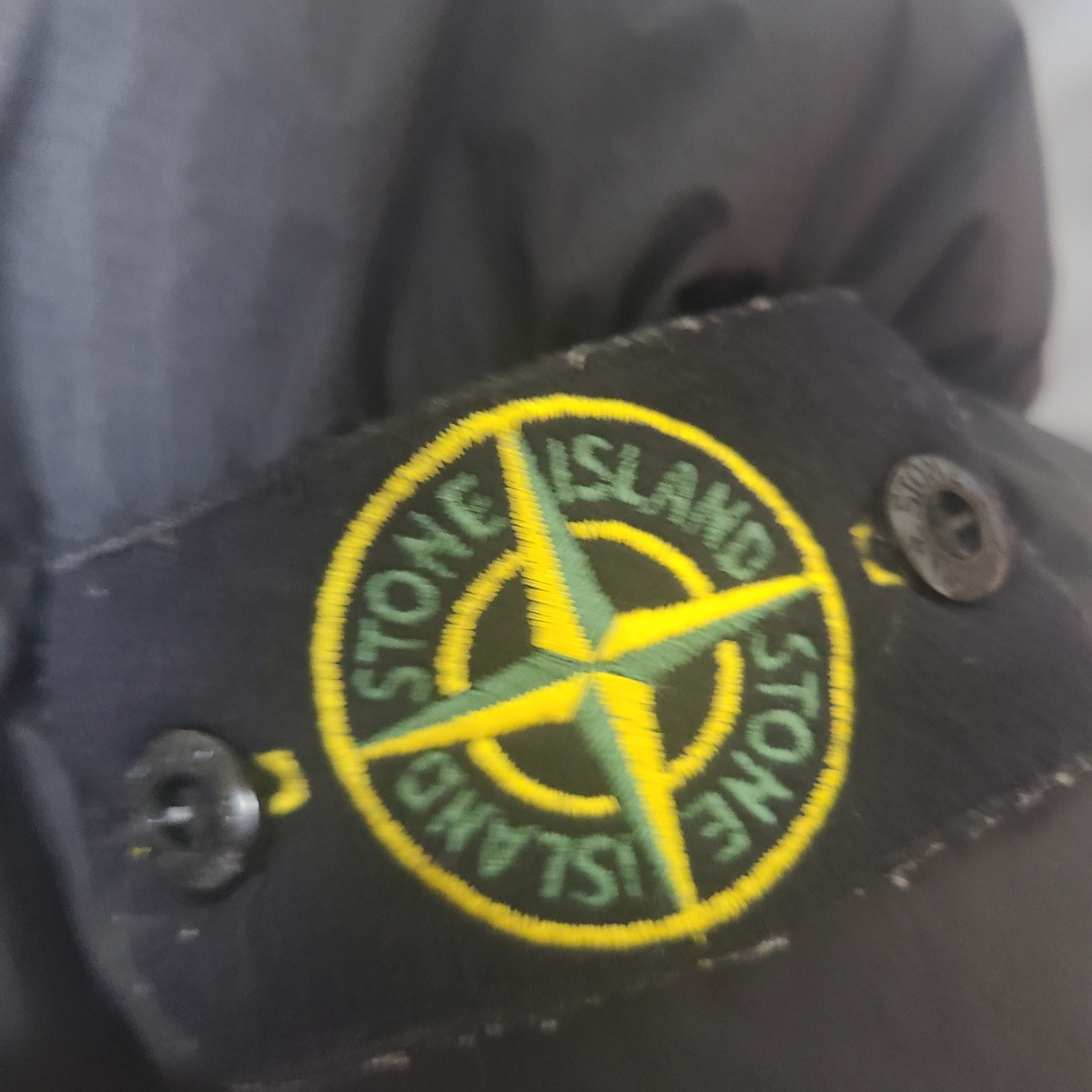 Stone Island 40123 Garment Dyed Crinkle Reps R-NY Down Jacket Black - 22FW 착용 스타일 - 4