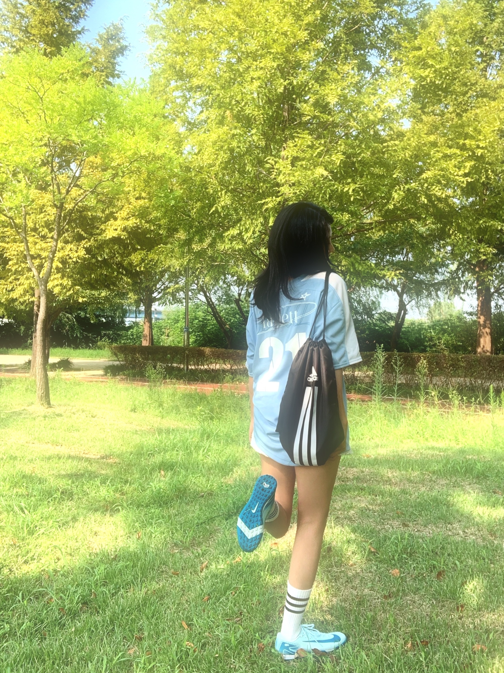 Nike Zoom Mercury Vapor 16 Academy TF Glacier Blue Blue Orbit, Monamhee x NOS7 SON.hee Figure Keyring Cream 착용 스타일 - 3
