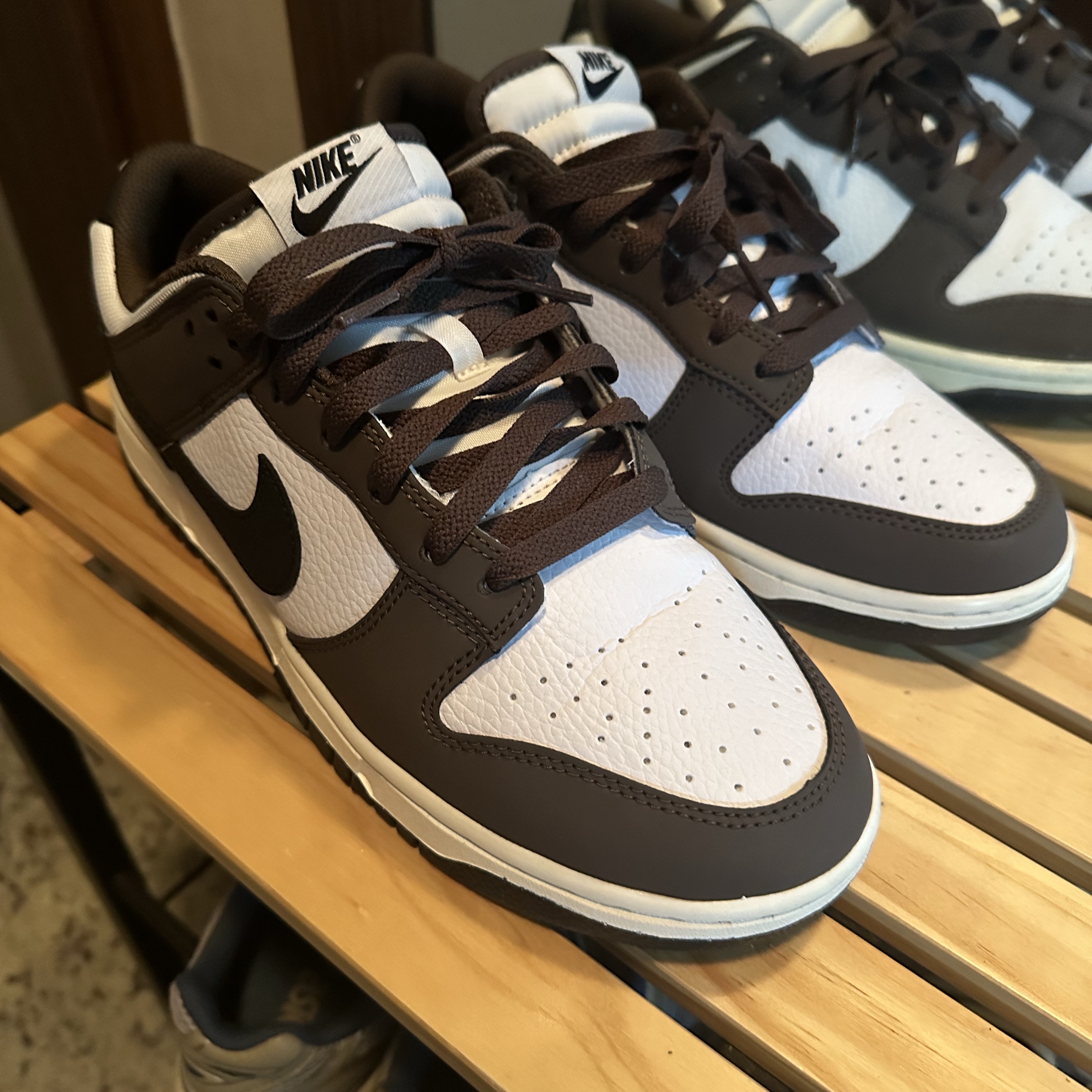 Nike Dunk Low Retro Next Nature Baroque Brown White 착용 스타일 - 1