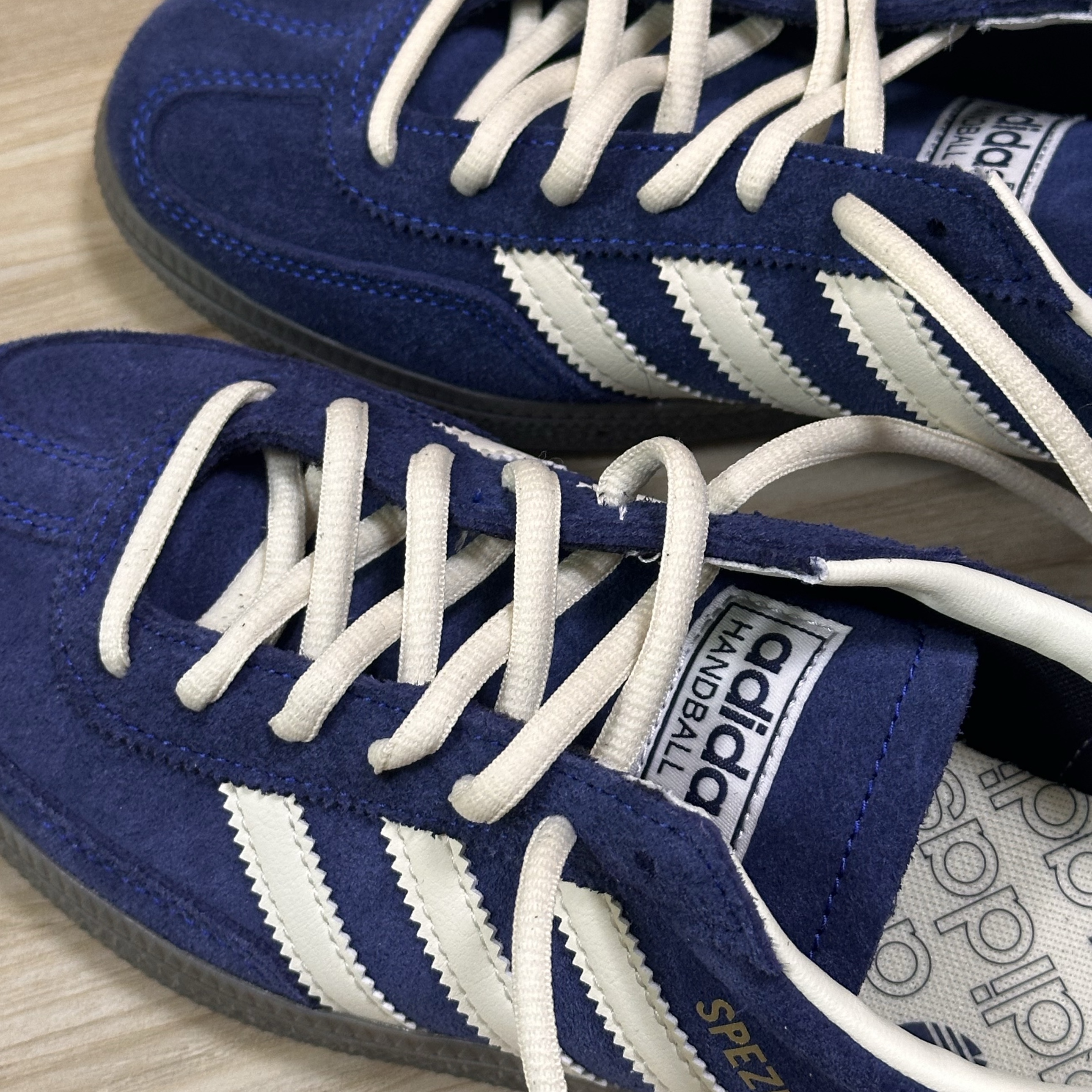 Adidas Spezial Handball Night Indigo 착용 스타일