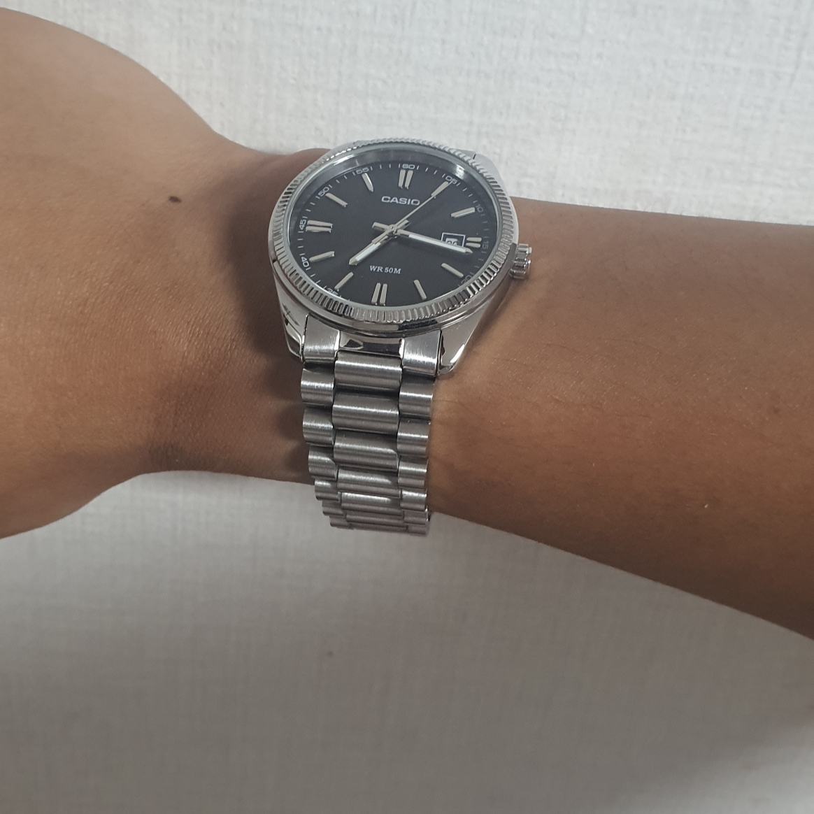 Casio MTP-1302D-2A2 착용 스타일 - 2