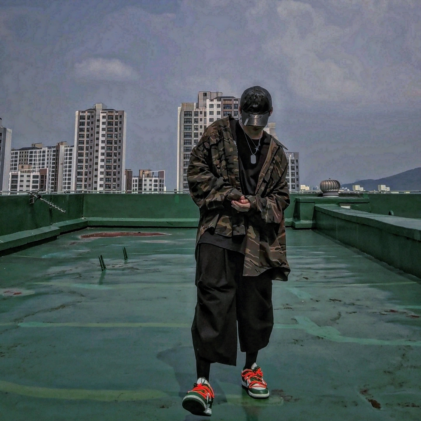 Project G/R Money Clip Coated Cap Brown, Undermycar Niop Camouflage Over Fit Shirt Iguana - 23SS 착용 스타일