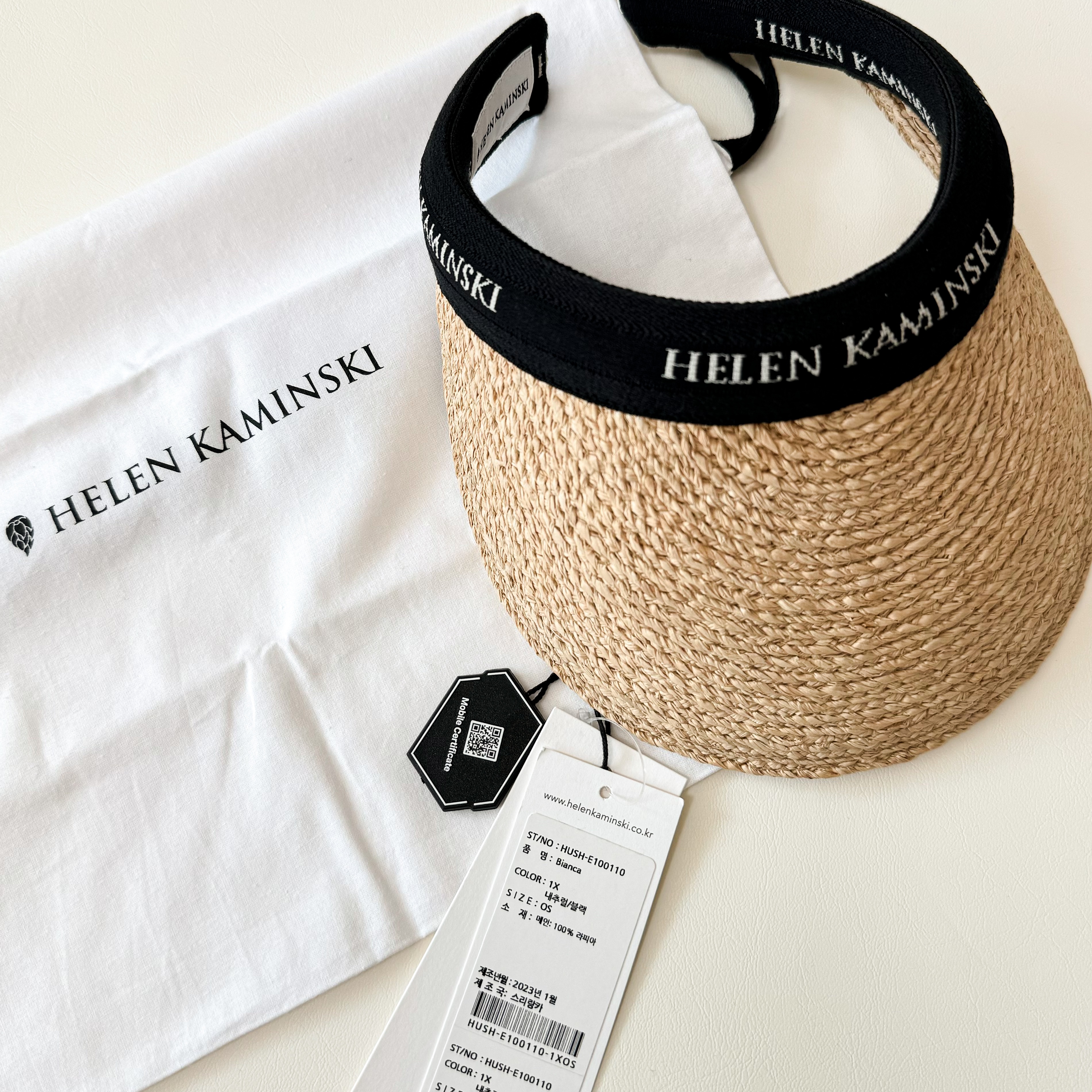 (W) Helen Kaminski Bianca Natural Black Logo 착용 스타일