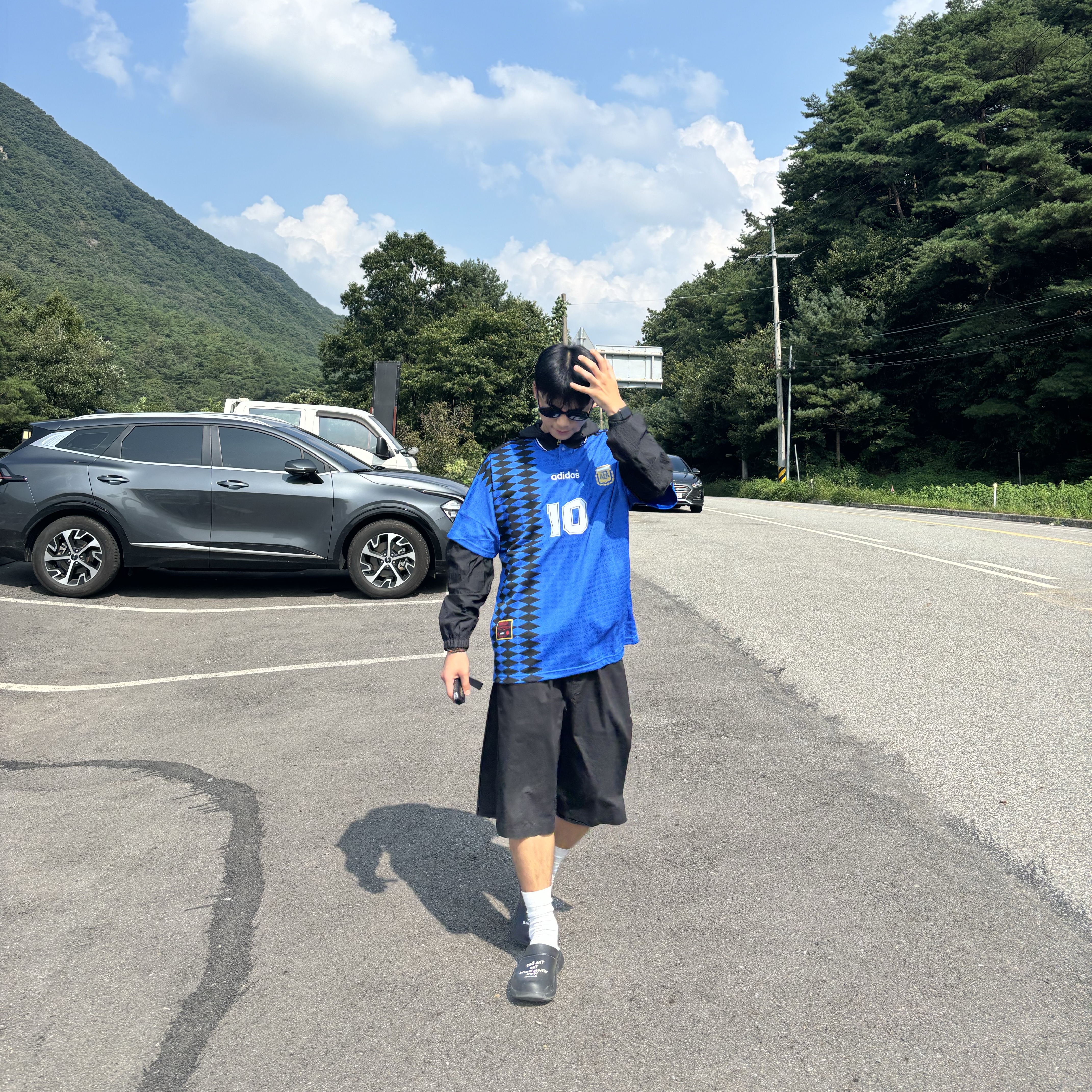Adidas Argentina 1994 Away Jersey Blue - KR Sizing, Oofos x Takahiromiyashita The Soloist The Day The Whole World Went Away Clog Black 착용 스타일 - 1