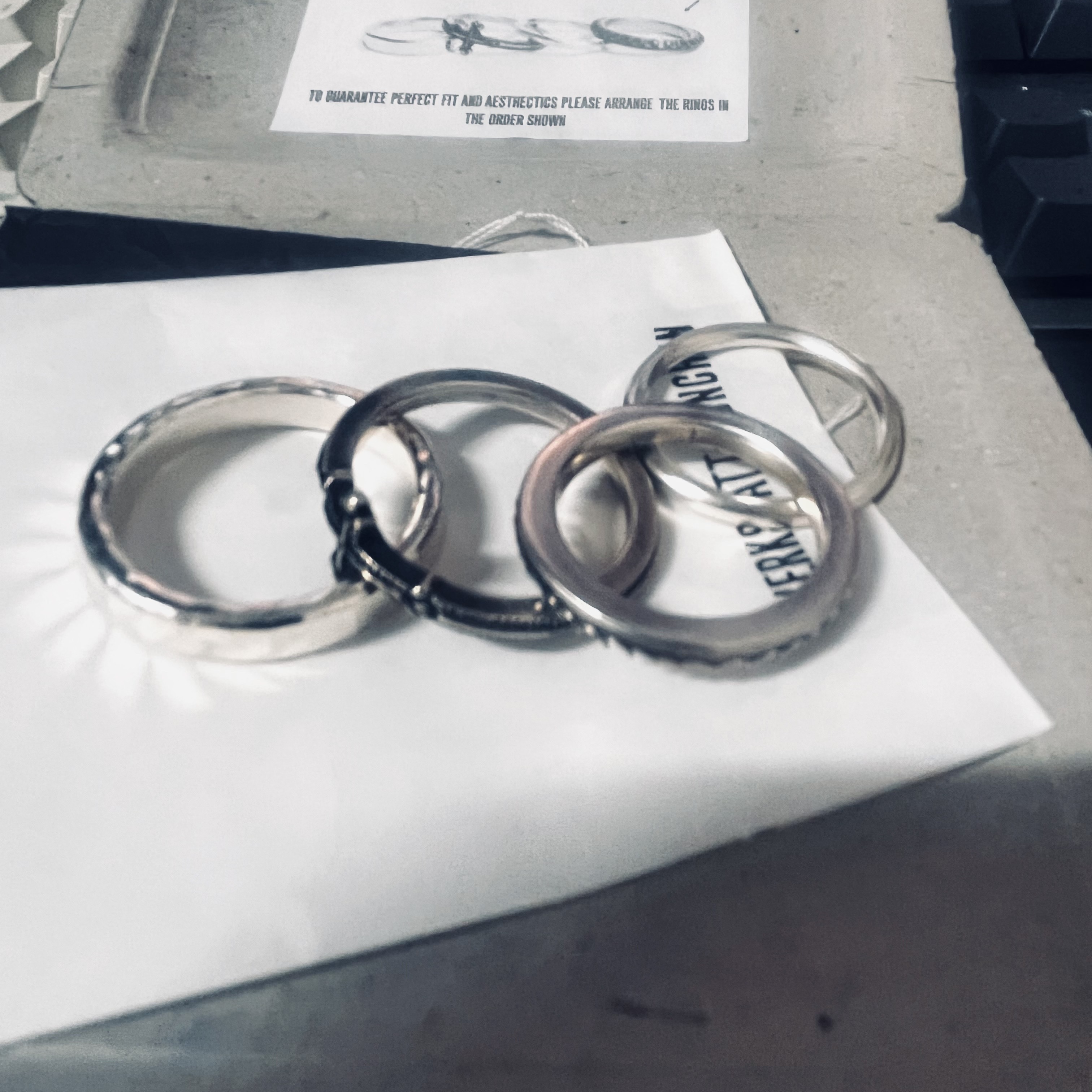 Werkstatt:Munchen 4 Ring Combination Cross Sterling Silver - 24SS 착용 스타일 - 3
