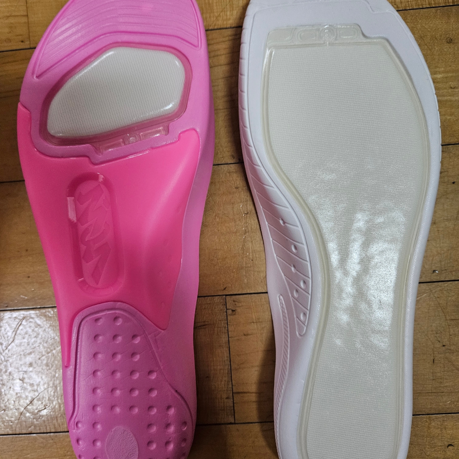 Jordan Zion 3 M.U.D. PF Light Bone Sail, Jordan Zion 3 PF Pinksicle Pink Spell 착용 스타일